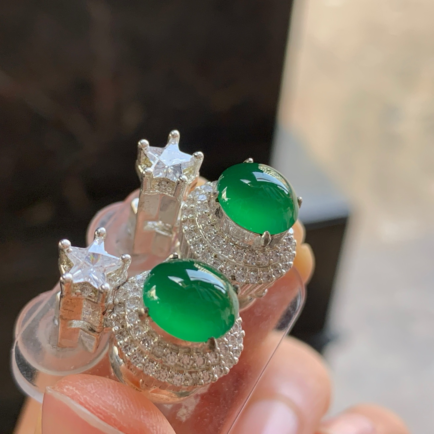 冰绿戒面^_^鲜艳