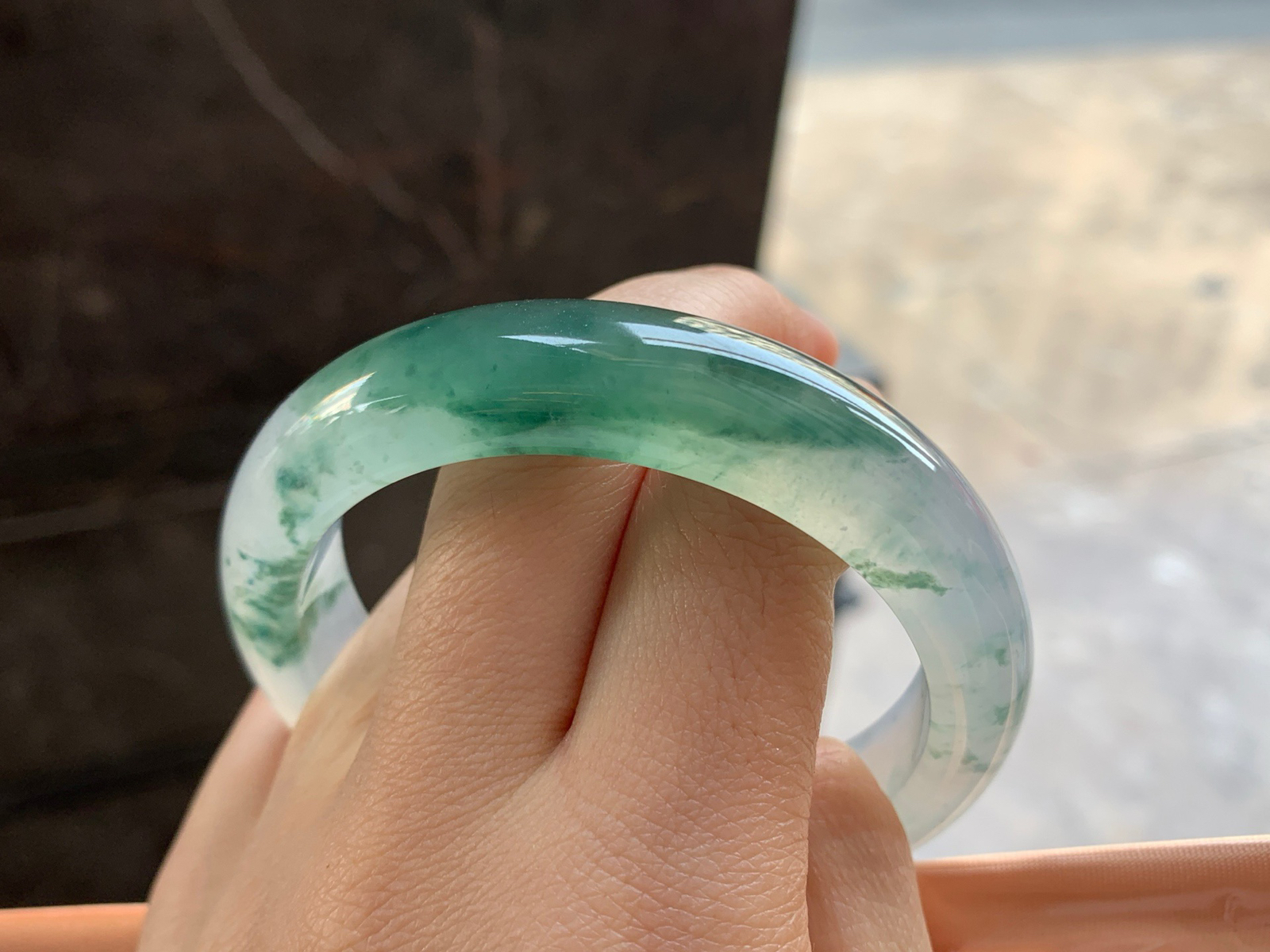 55-13.1-8.4

冰种飘花手镯^_^飘花灵韵