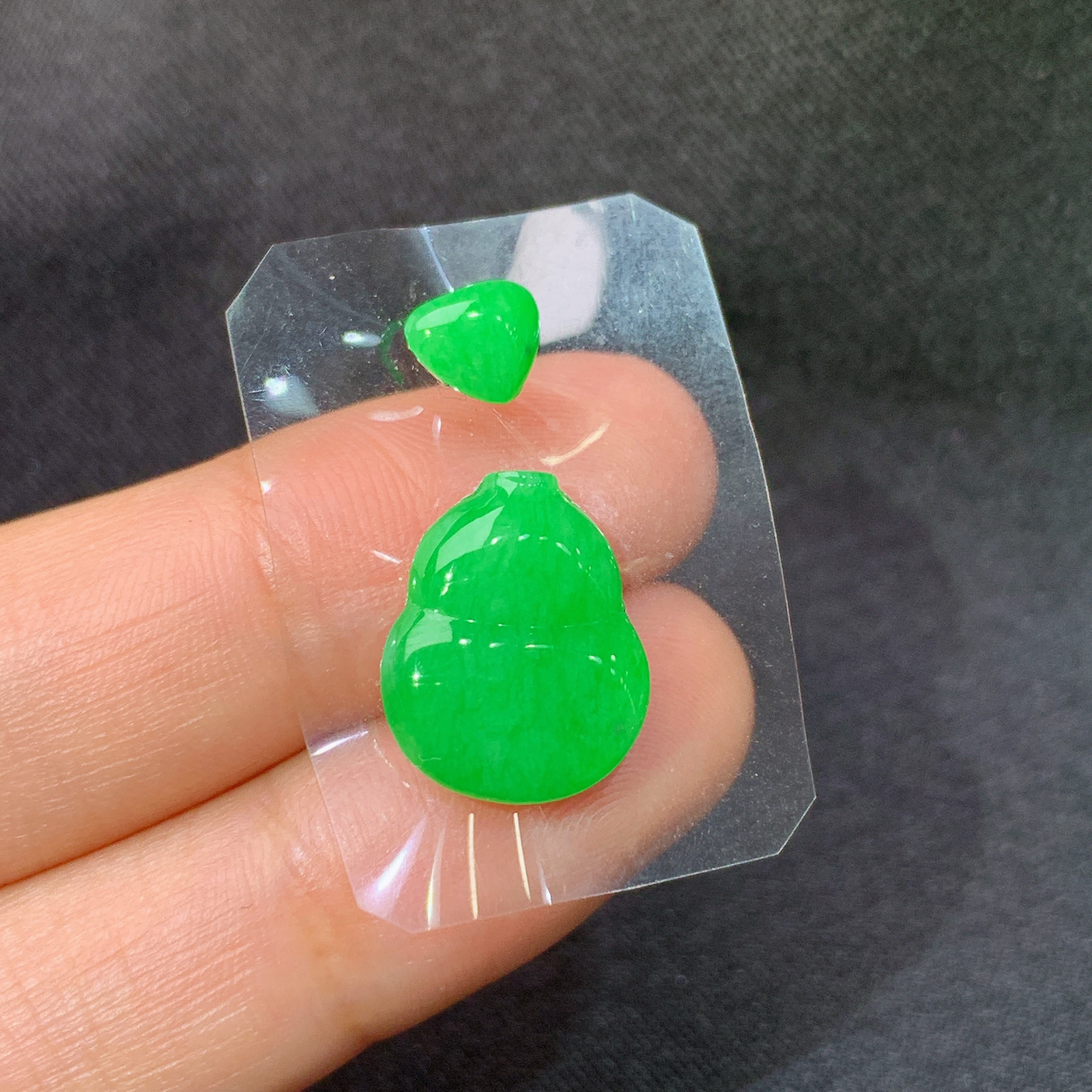 阳绿葫芦，镶嵌佳品，清新色阳，Mng尺寸14.2*11.6*3.3