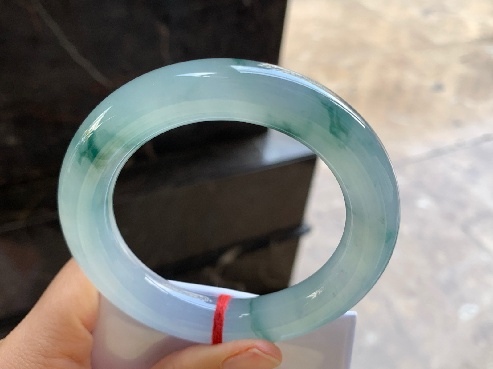 56-12.8

冰蓝花圆条手镯^_^飘花灵韵