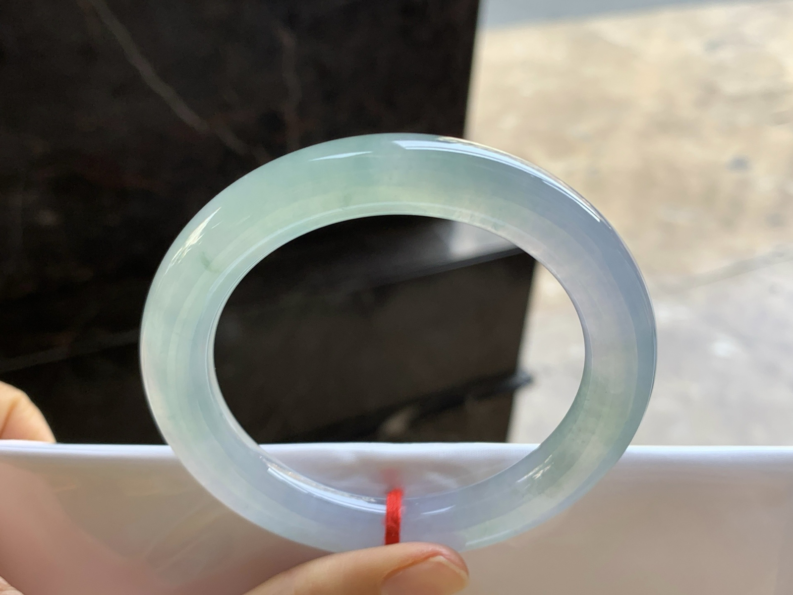 56.5-10.3

冰种春带彩圆条手镯^_^冰透 荧光十足