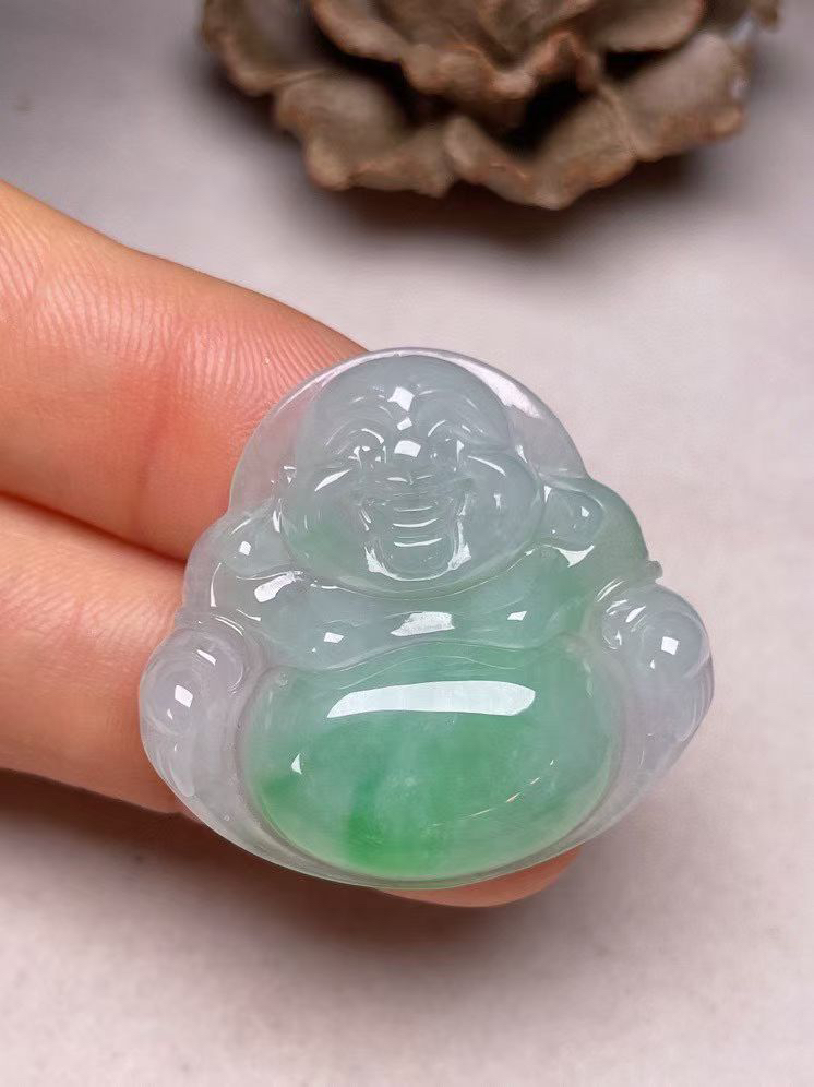 冰糯种飘绿【佛公】吊坠，种水好，玉质细腻 ，卖相好‘