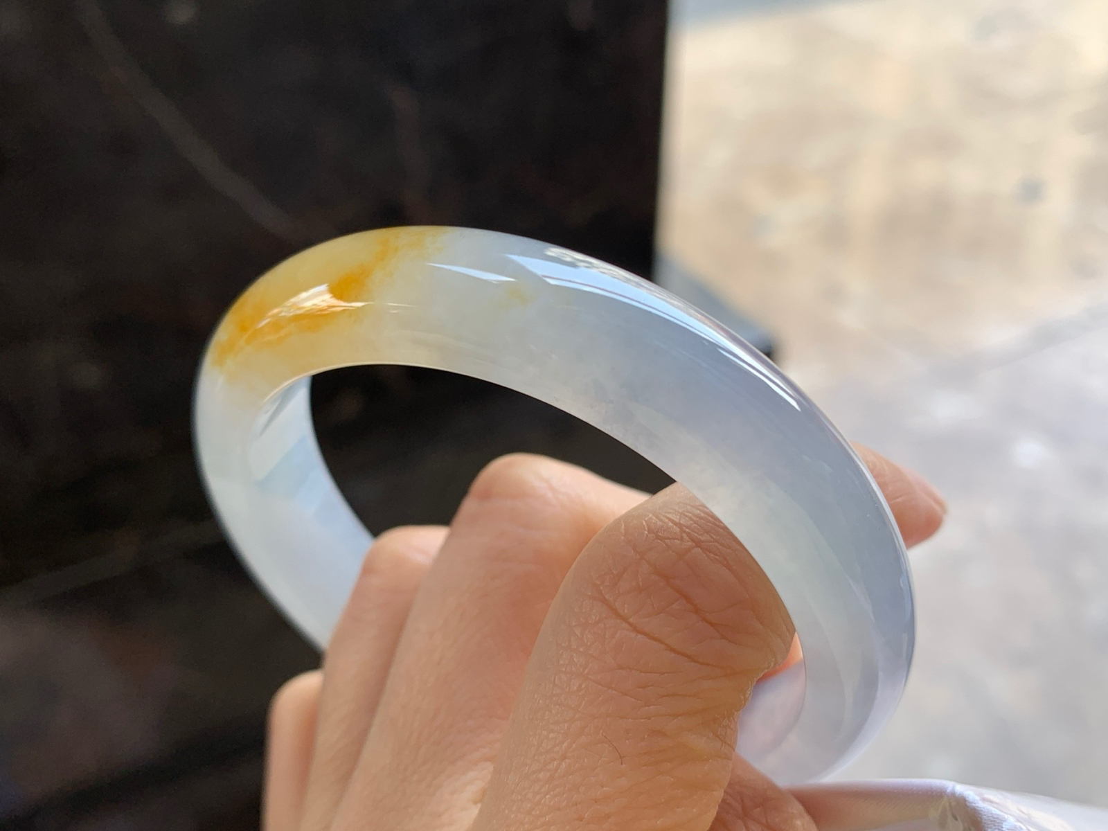 57.5-12.8-8

冰黄手镯^_^种水冰透