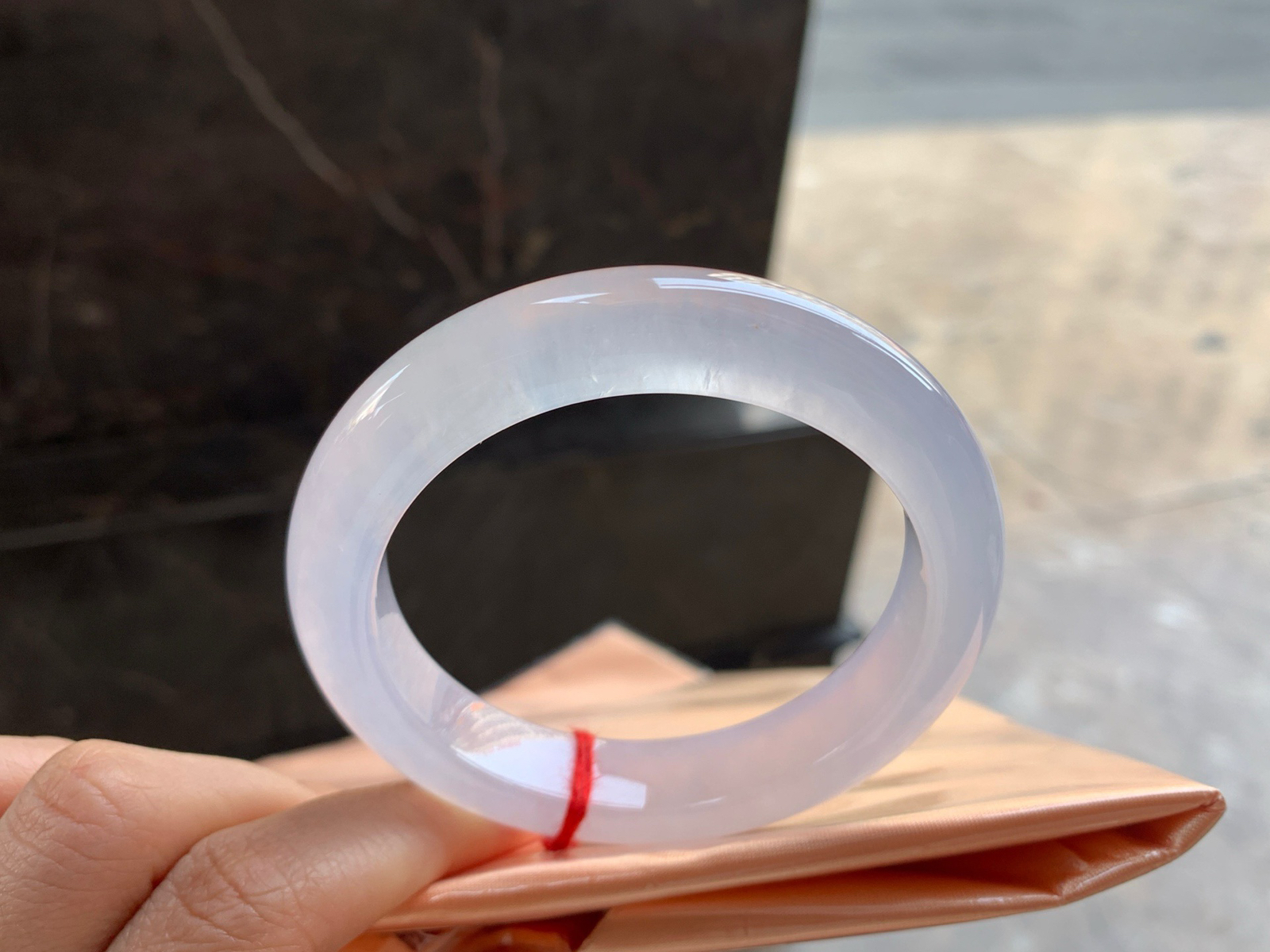 56-12.2-9.7

高冰手镯^_^透亮