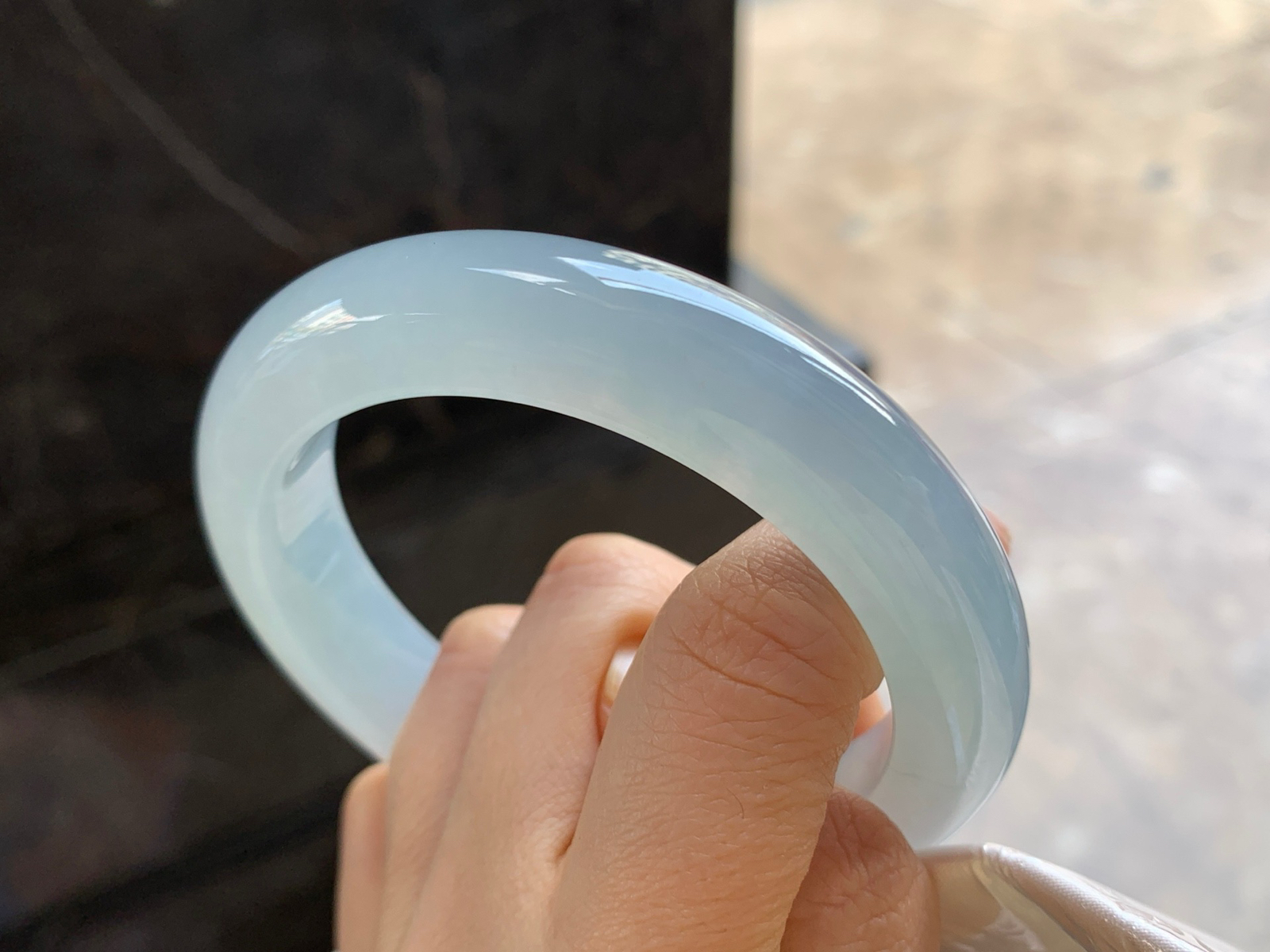 60-13.2-10.5

冰蓝手镯^_^水润冰透