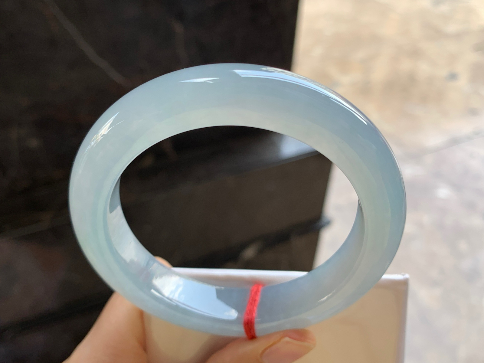 60-13.2-10.5

冰蓝手镯^_^水润冰透