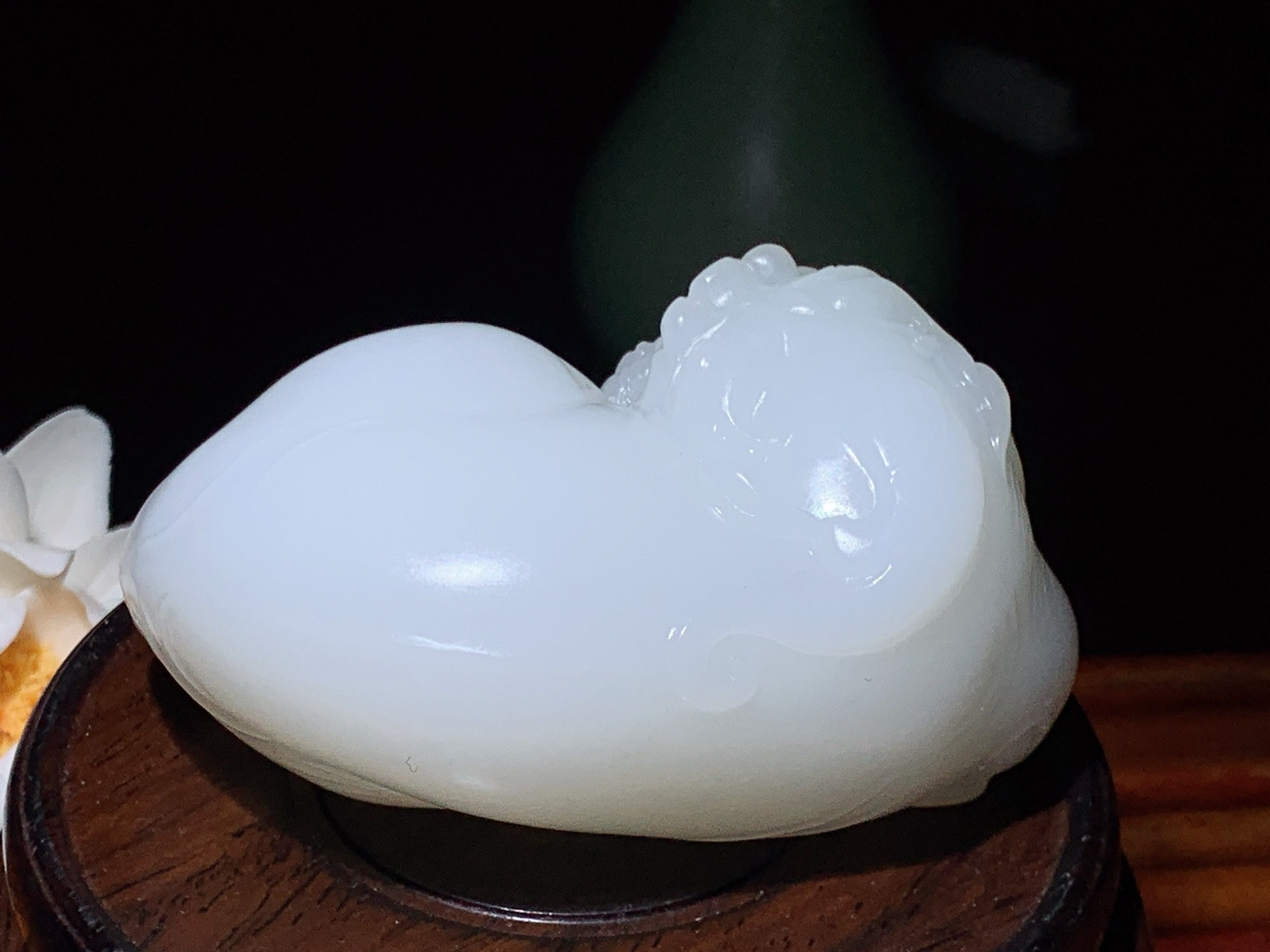 收藏级！新疆和田玉羊脂白玉招财进宝貔貅把件 尺寸76/43/38重219.6克。玉质细腻油润。手推出油。佩戴高端典雅。lt260321