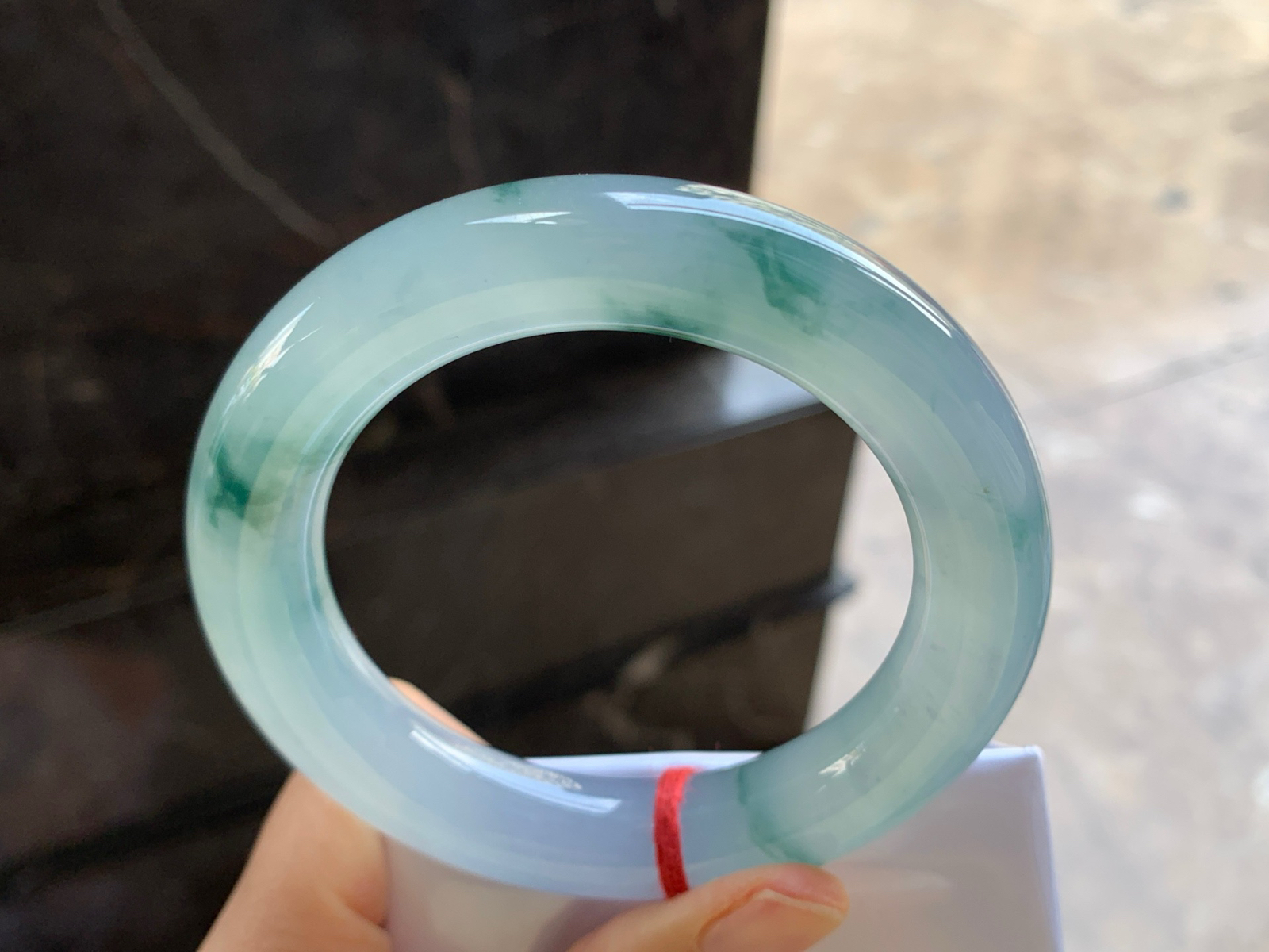 56-12.8

冰蓝花圆条手镯^_^飘花灵韵