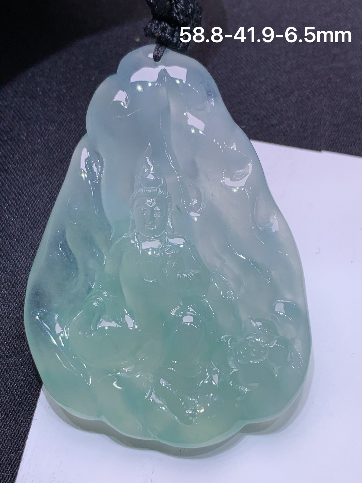 冰晴底观音吊坠，厚装种老，冰润细腻，种水足，Yt尺寸58.8*41.9*6.5