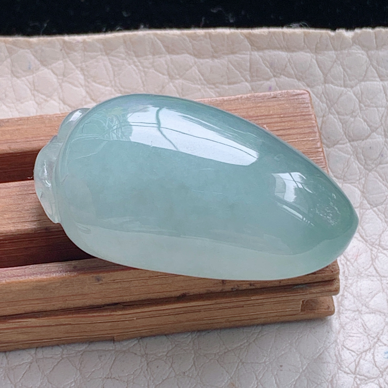 zz3实拍33*19.5*11缅甸翡翠冰透天空蓝大福瓜吊坠 平安福禄玉坠