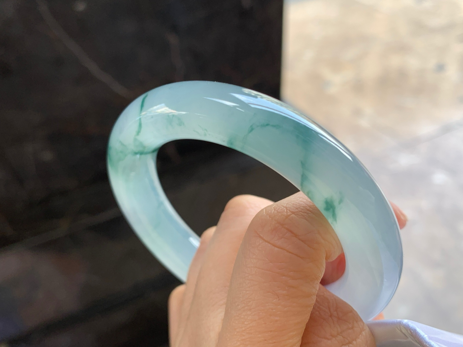 56-12.8

冰蓝花圆条手镯^_^飘花灵韵