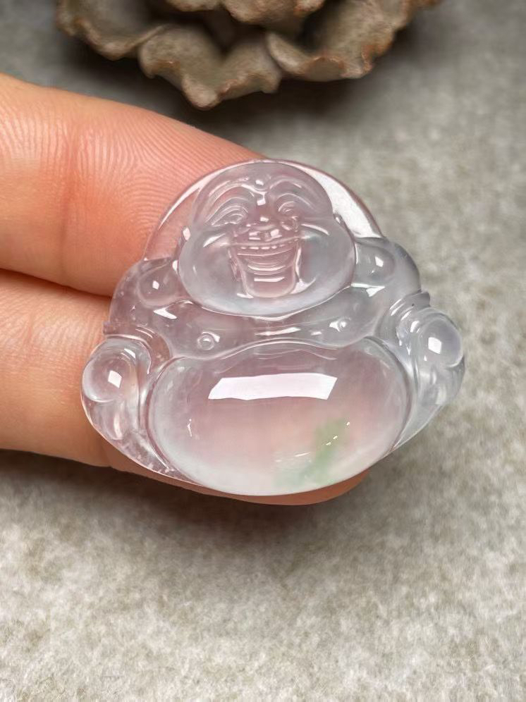 冰种飘绿【佛公】吊坠、种水好，玉质细腻 ，卖相好.