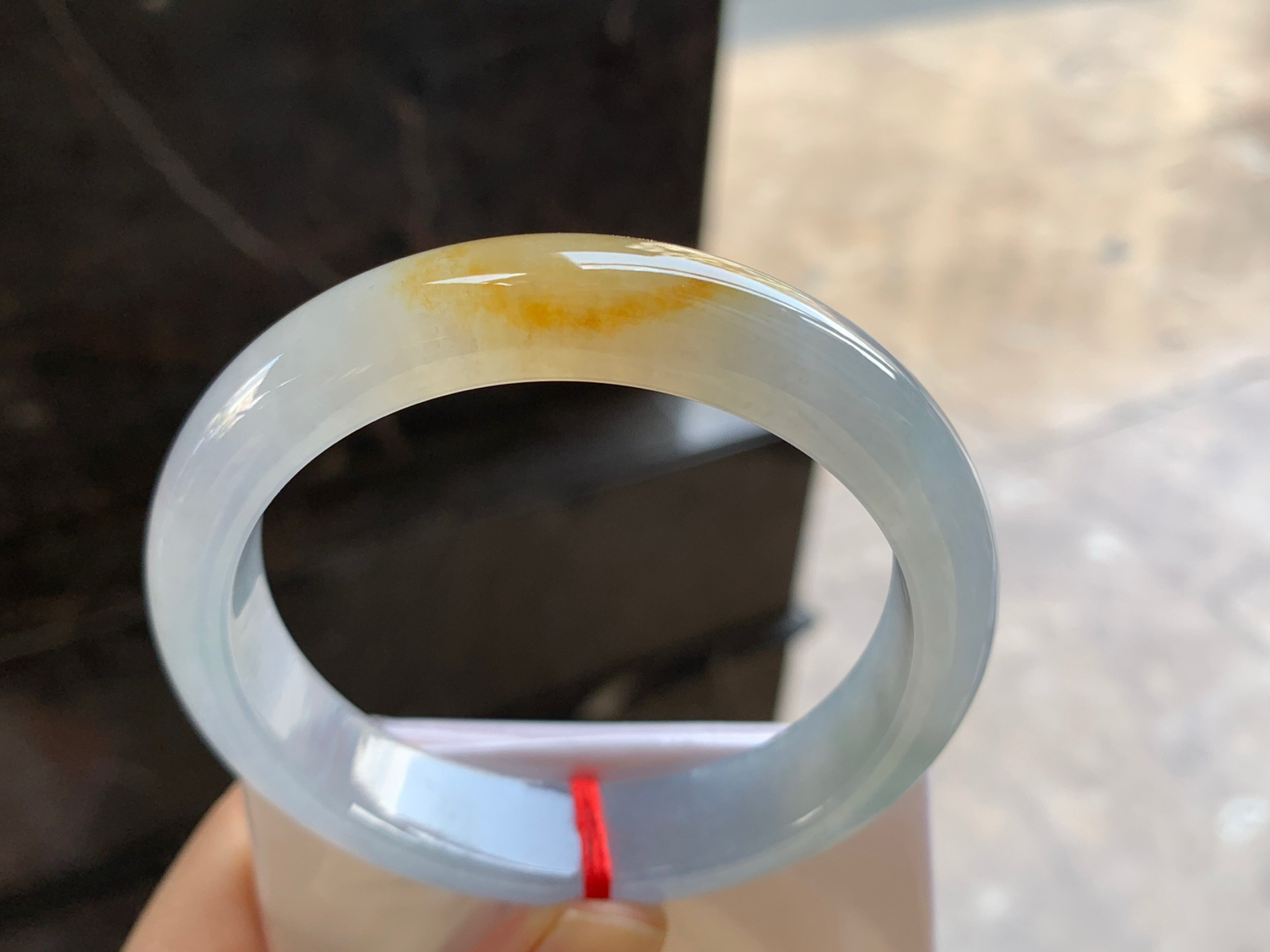 57.5-12.8-8

冰黄手镯^_^种水冰透