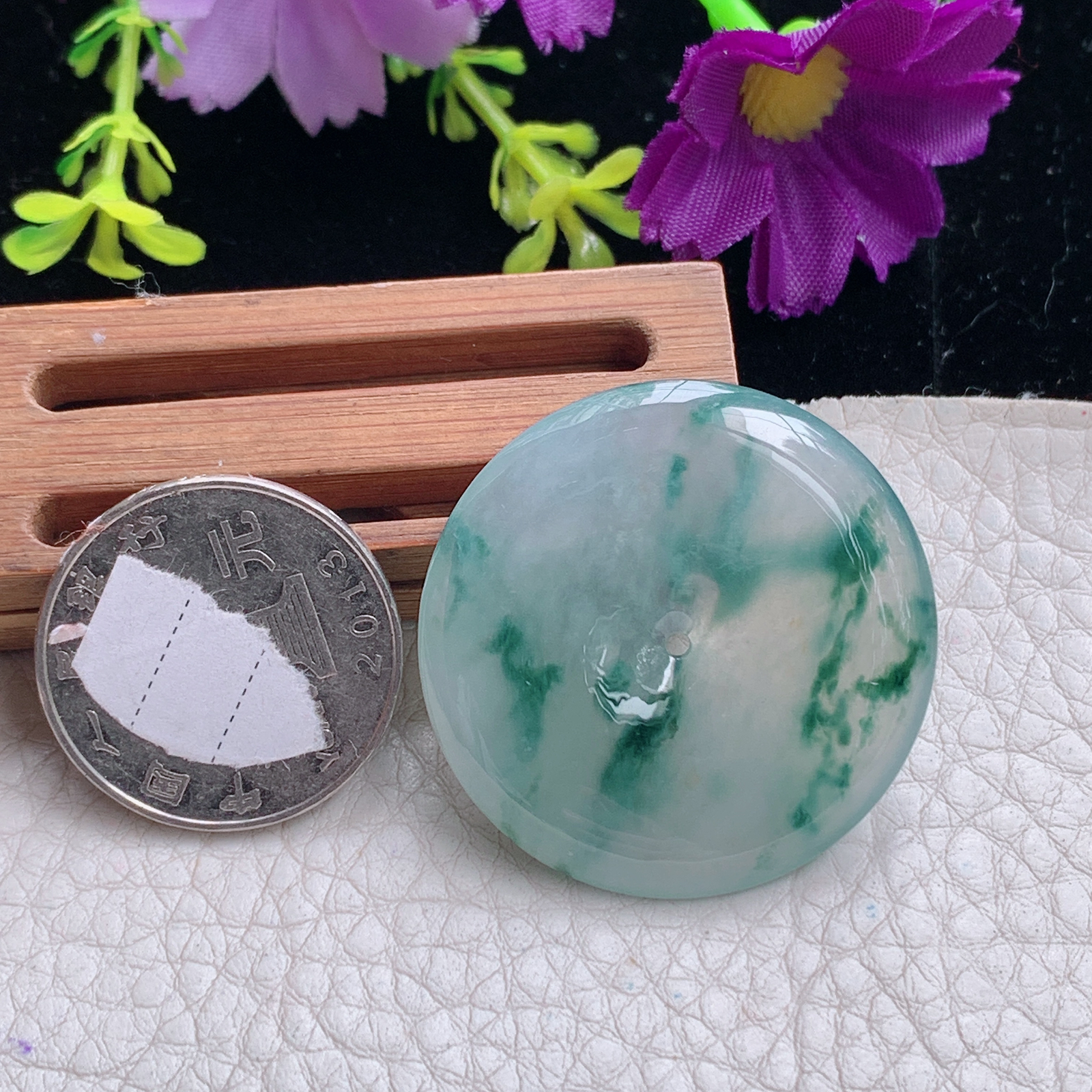 zz3实拍35.5*5.5缅甸翡翠冰透飘花平安扣吊坠 时尚潮风玉扣子玉坠