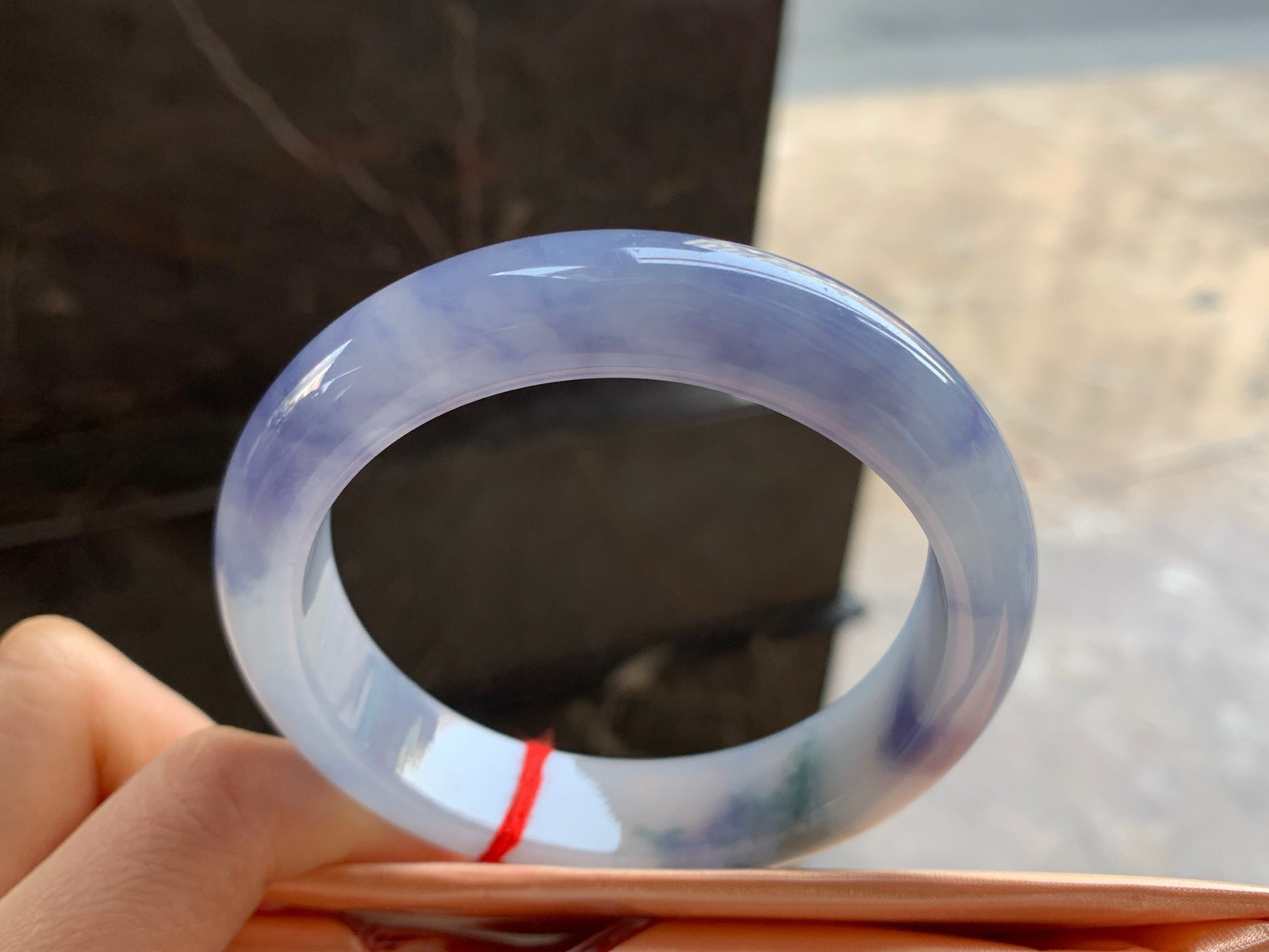 58.5-14-8.9

紫罗兰手镯^_^鲜艳 玉质温润