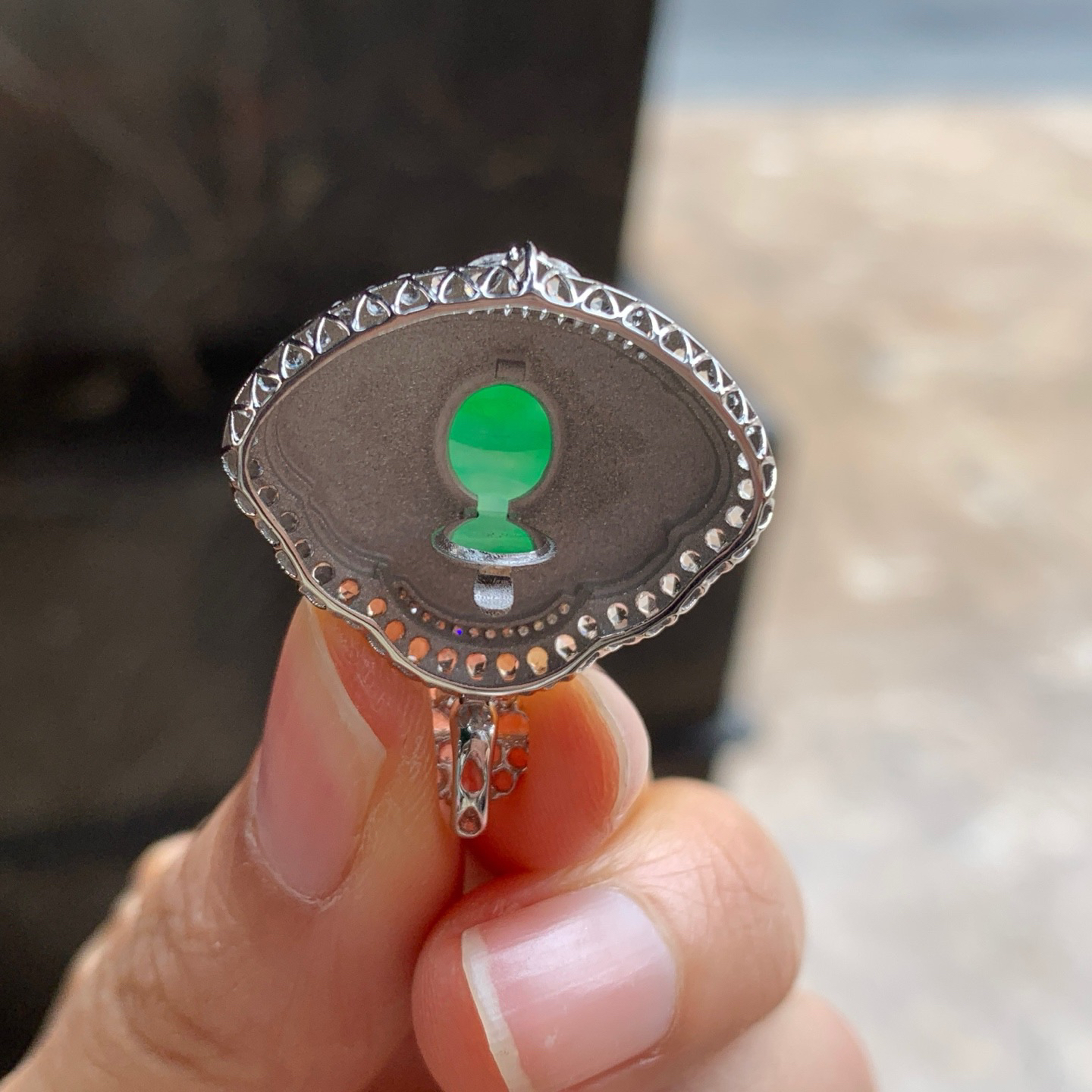 金钻镶嵌阳绿色佛公^_^