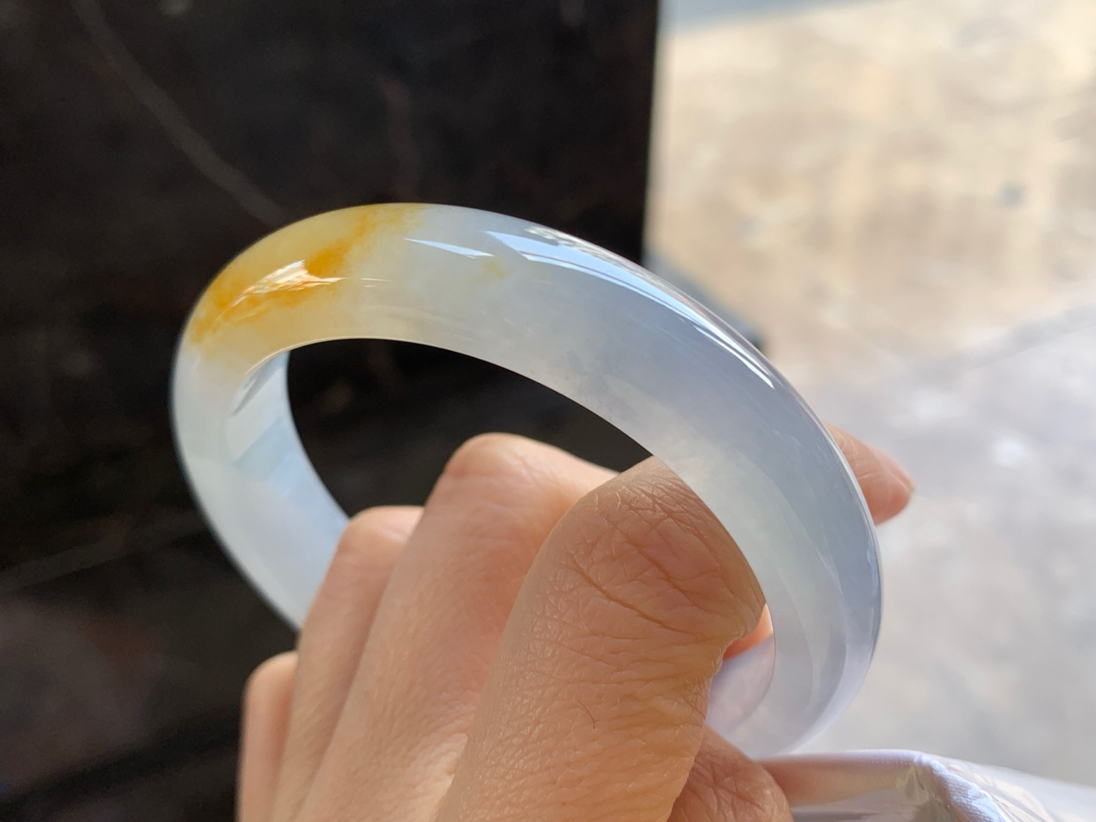 57.5-12.8-8

冰黄手镯^_^种水冰透