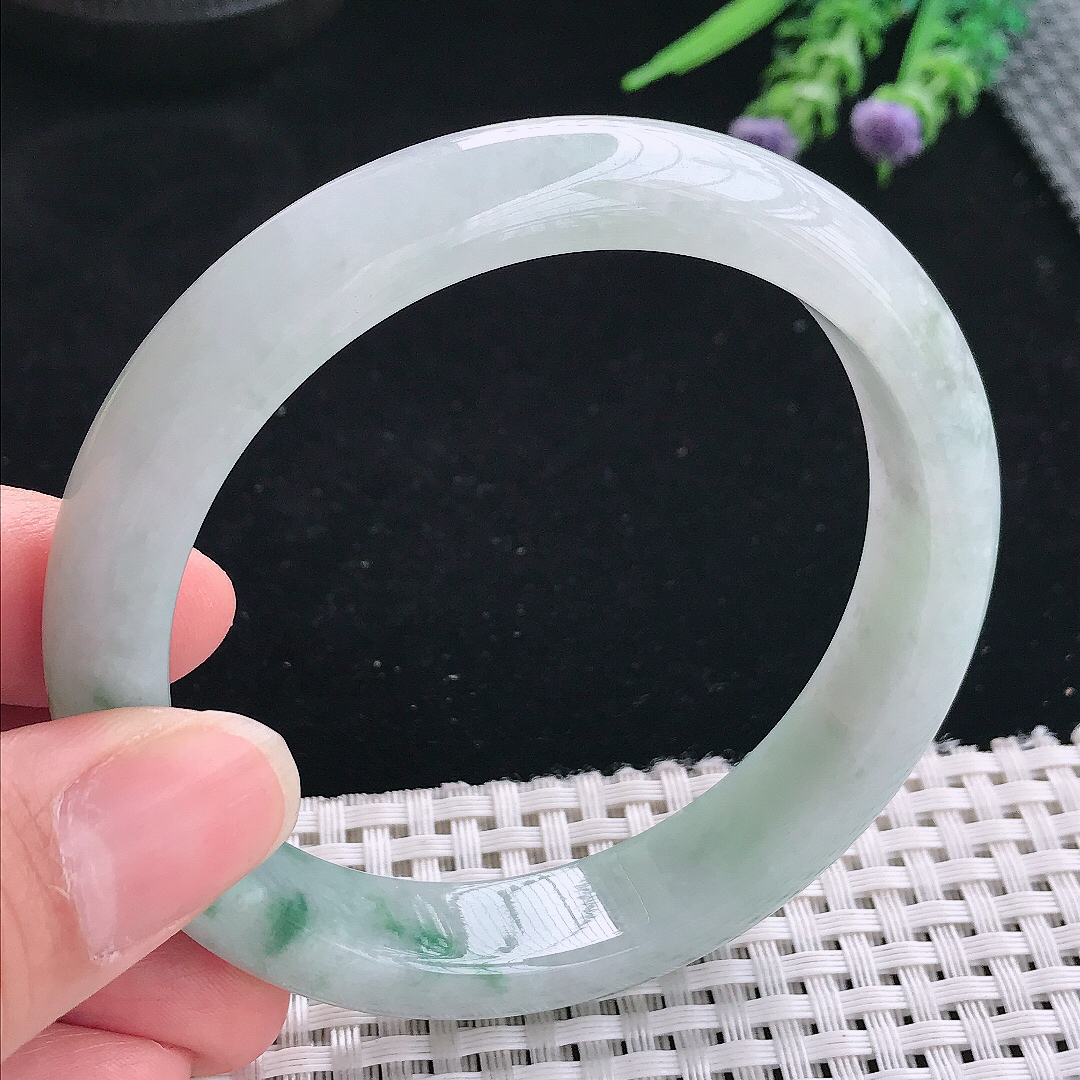 实拍天然翡翠60.6/12.8//8.5大圈口老坑精美温润飘花手镯玉镯手环