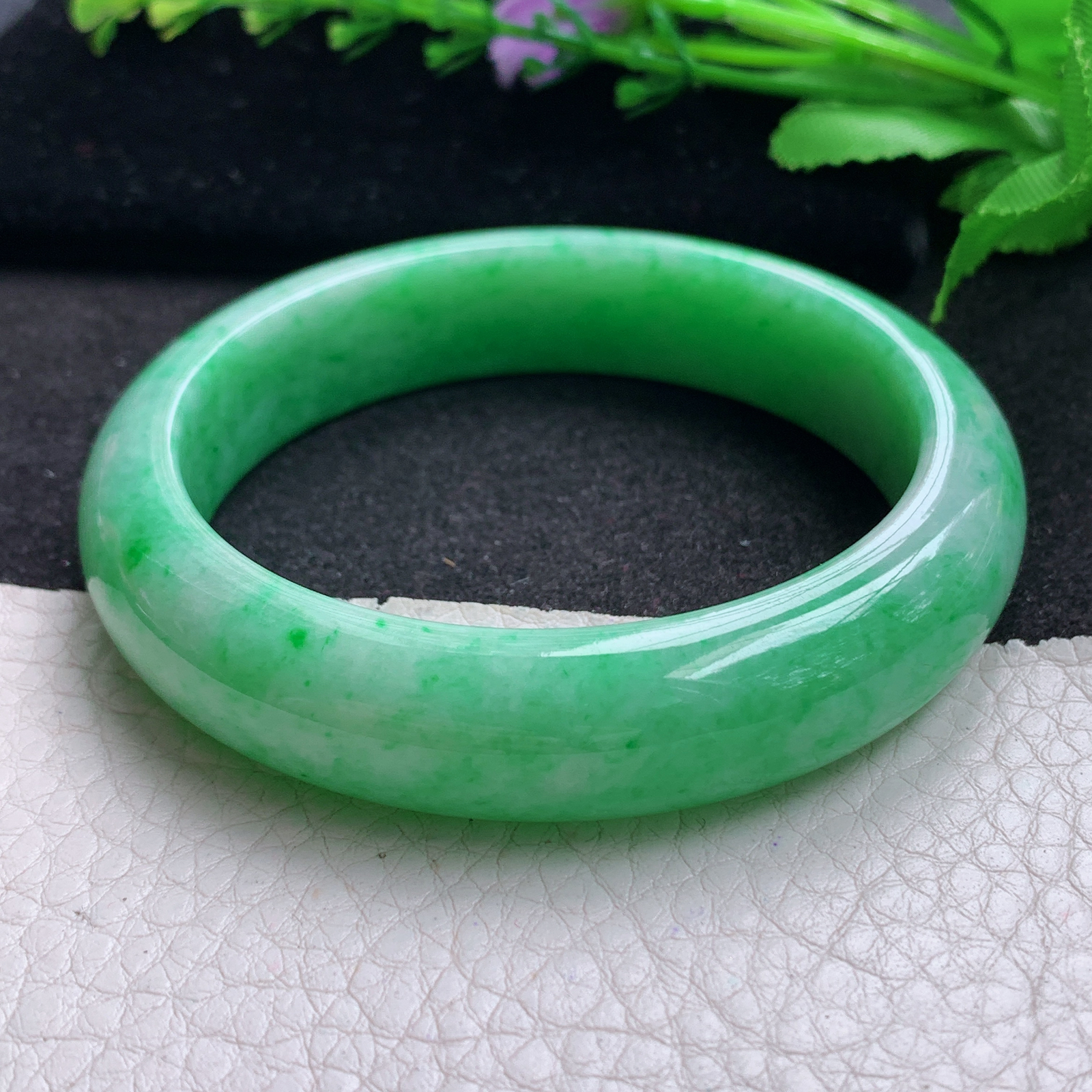 yh 实拍57.5*14*8.5平安镯 缅甸翡翠A货玉手镯精美满绿宽边玉手镯