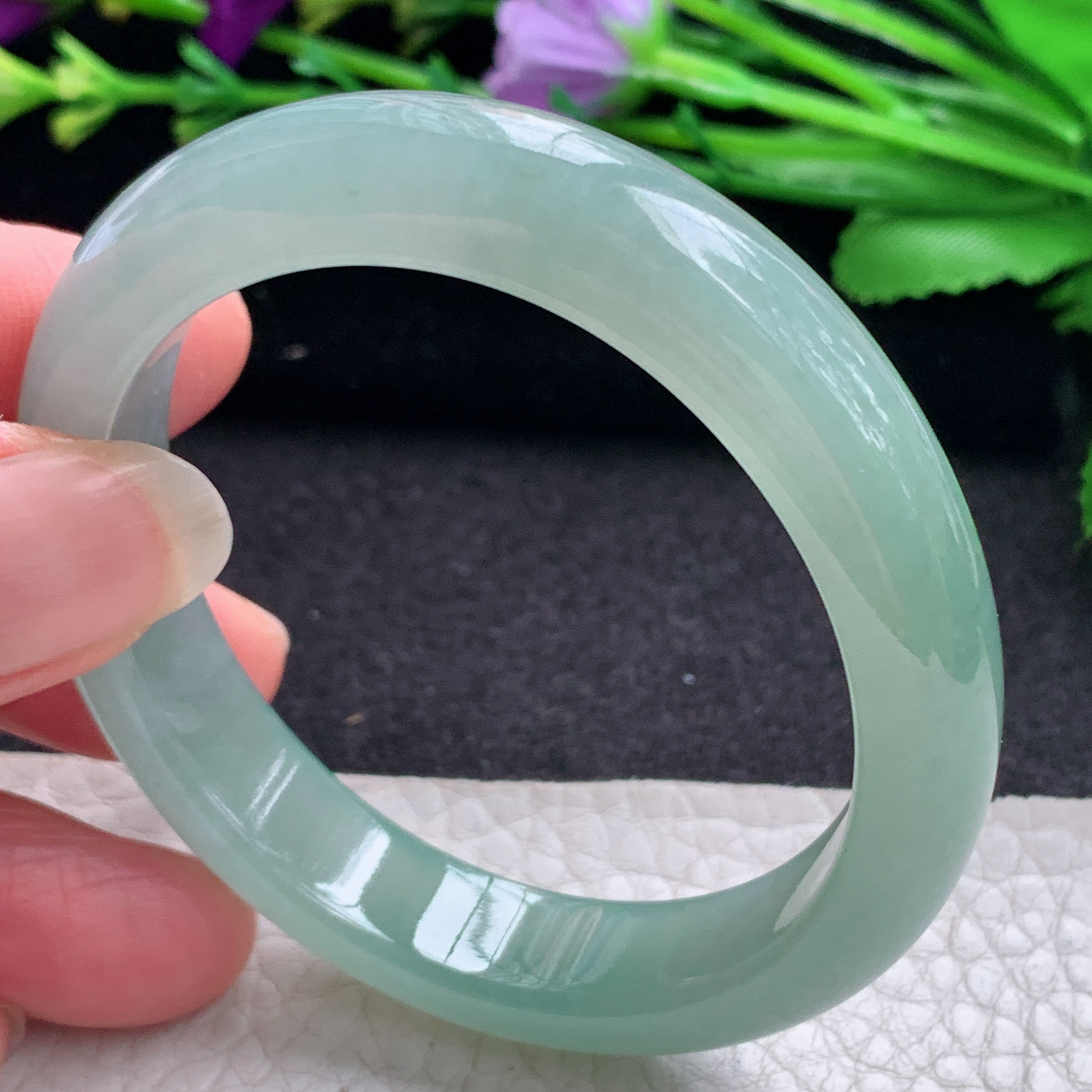 xo小圈口52.5*46.5*11*7.5贵妃镯 缅甸翡翠A货玉手镯精美冰晴蛋形玉手环