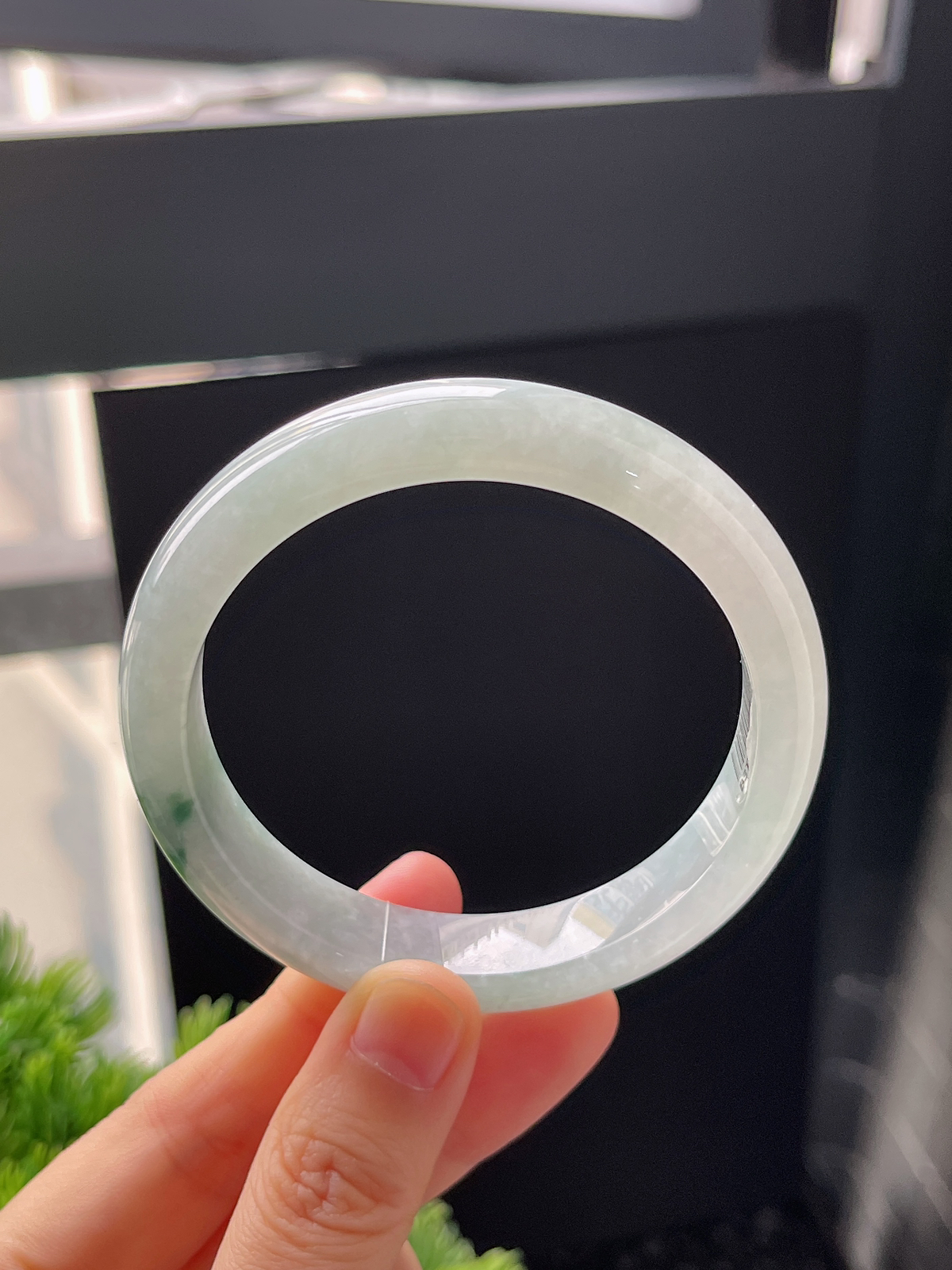 正圈56.2圈口，翡翠糯化种飘花手镯