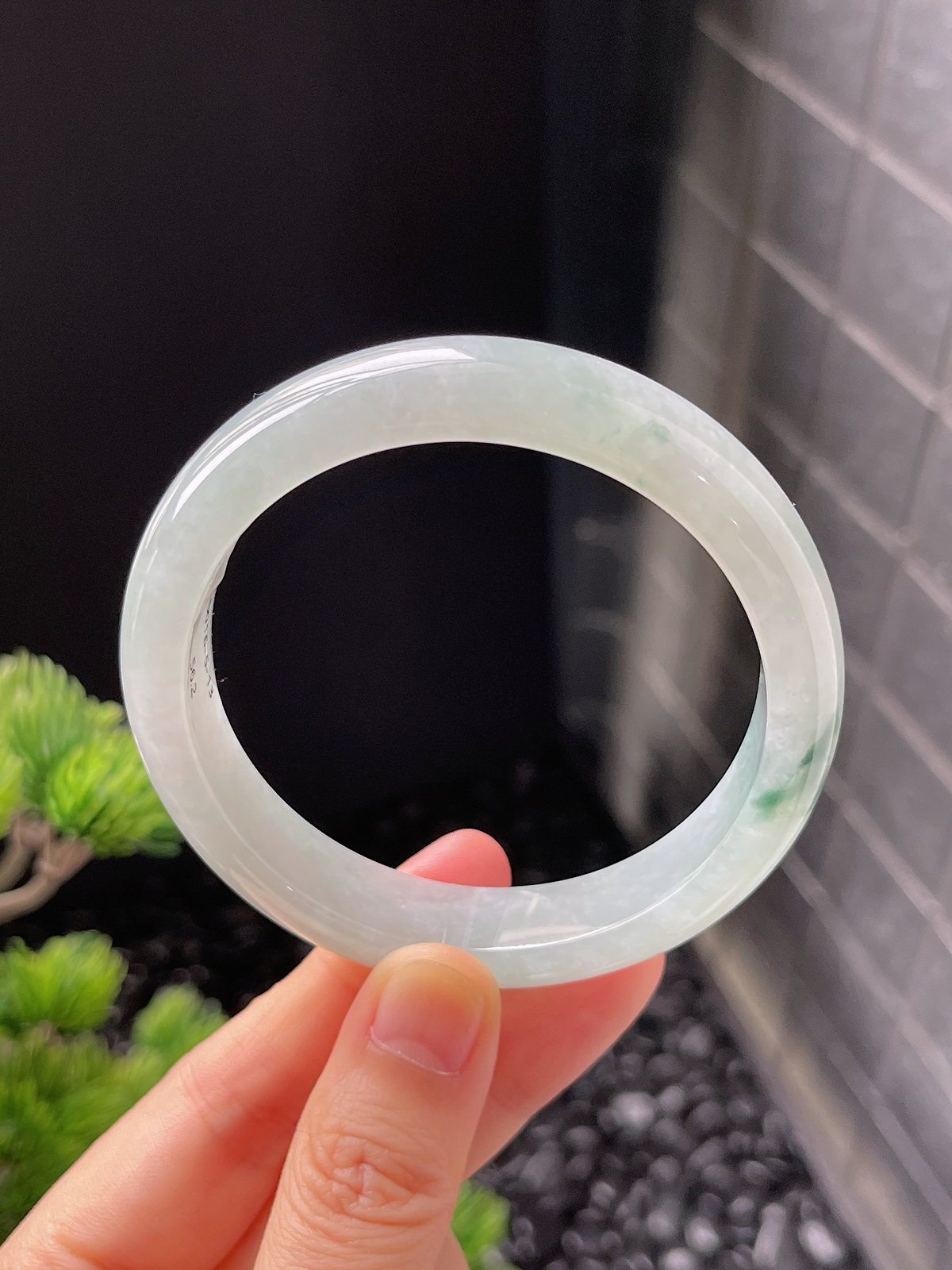 正圈56.2圈口，翡翠糯化种飘花手镯