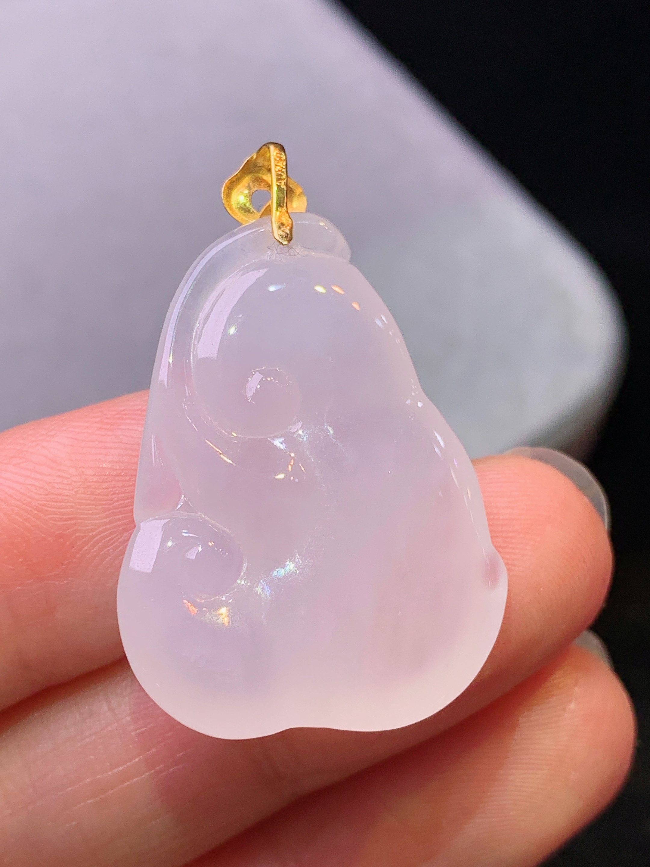 18k金镶嵌冰种如意吊坠 玉质细腻 色泽艳丽清新 水润亮眼 整体尺寸33.6*21.8*6.2b1