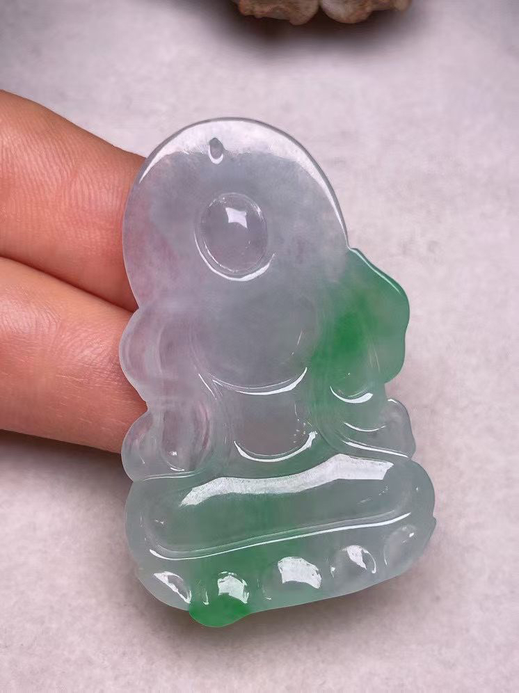 冰糯种飘绿【观音菩萨】吊坠，种水好，玉质细腻 ，卖相好‘