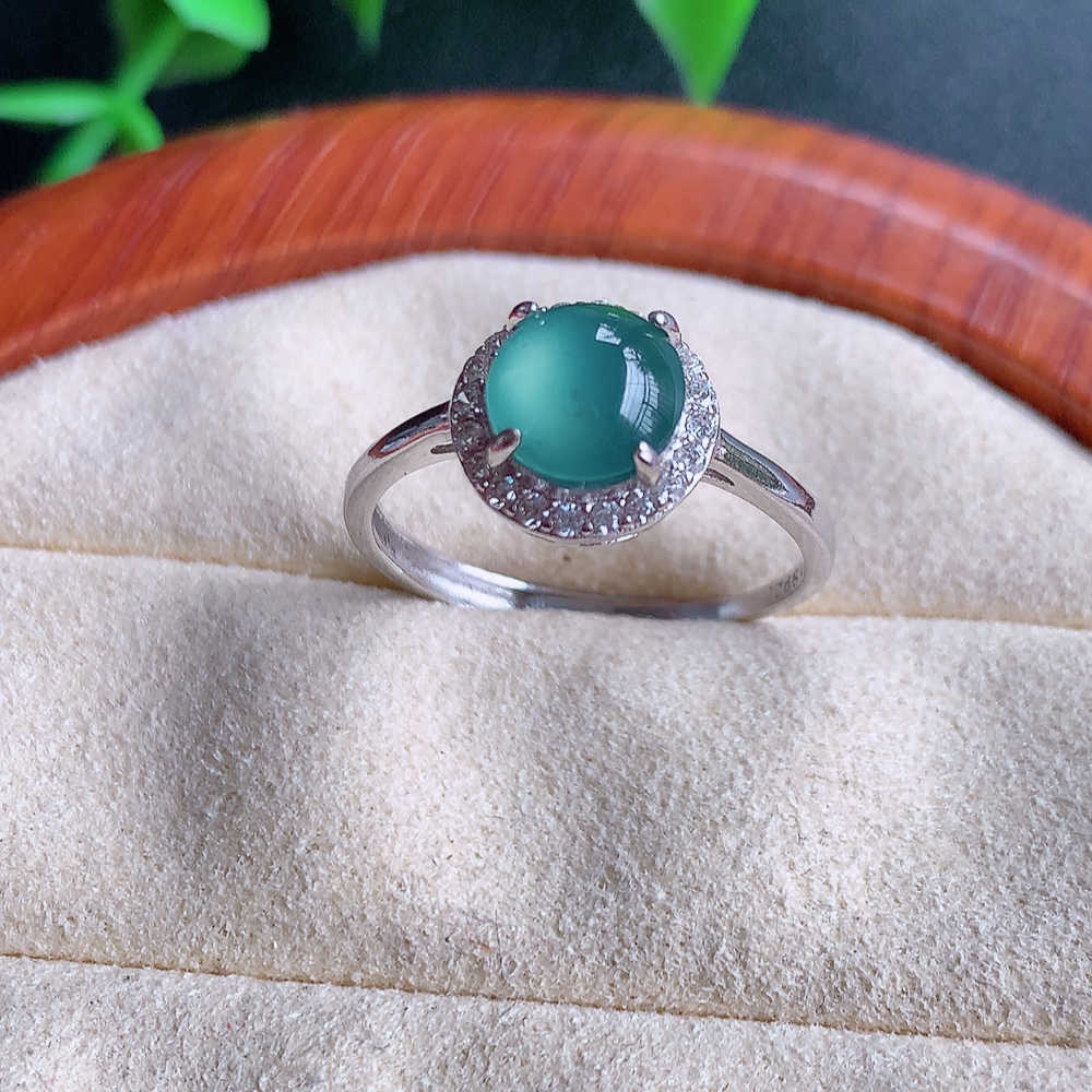 冰晴水精美环形翡翠戒指  玉质细腻  冰清玉润  飘花灵动  颜色漂亮  W481.21   内径尺