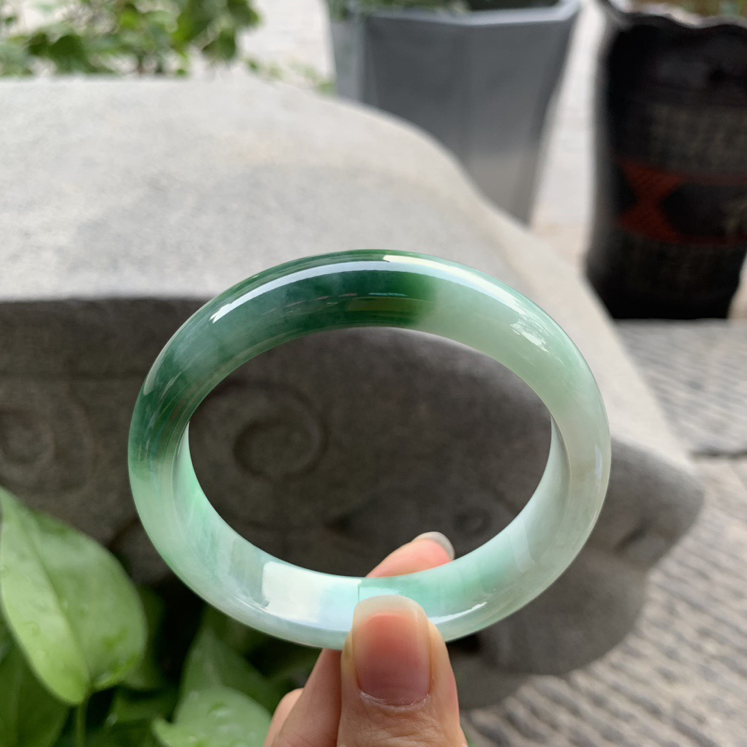 大圈口 58-14-7.7【辣绿正圈手镯】正圈58 59可戴