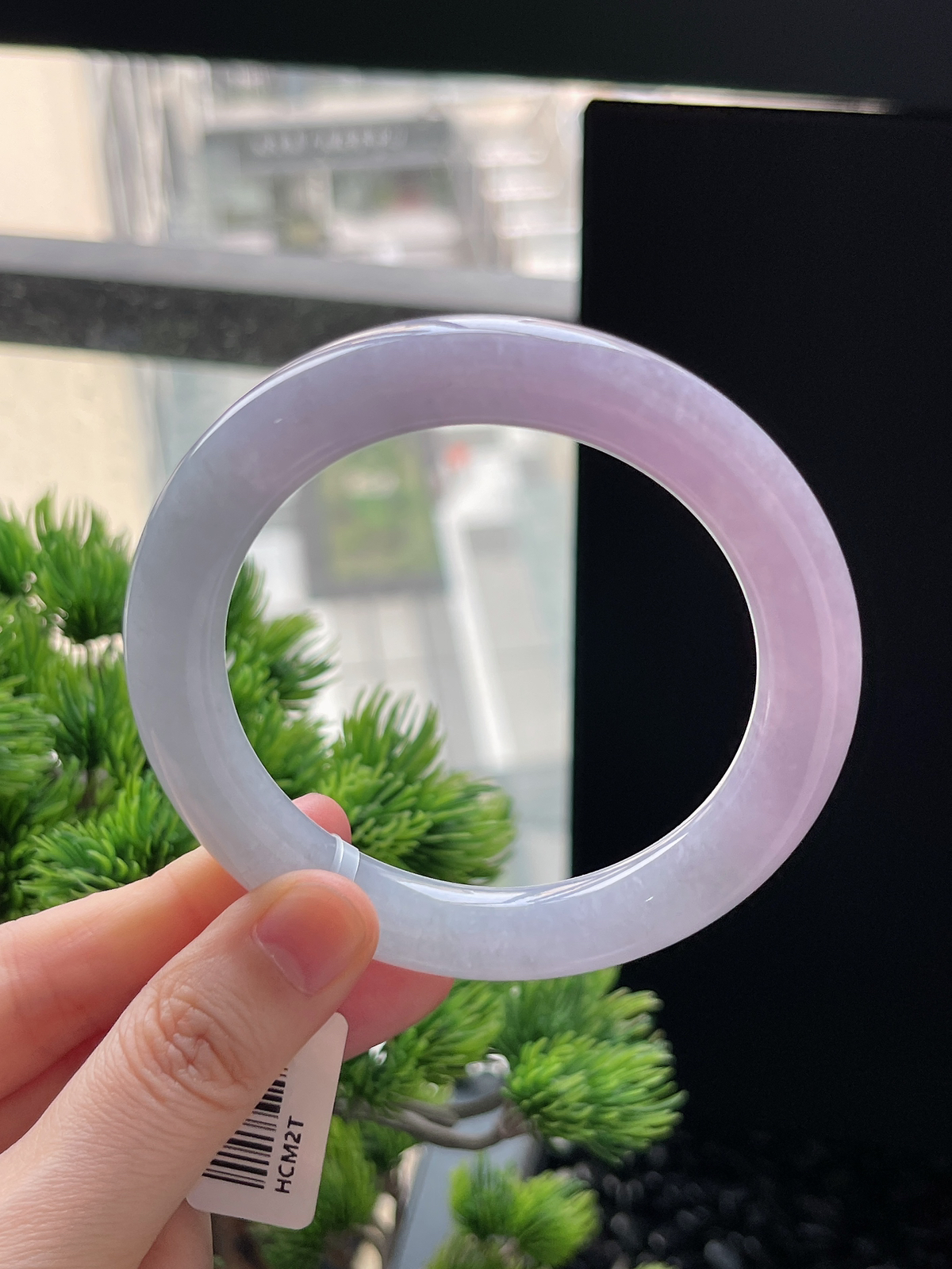 圆镯58.1圈口，翡翠糯化种春带彩手镯