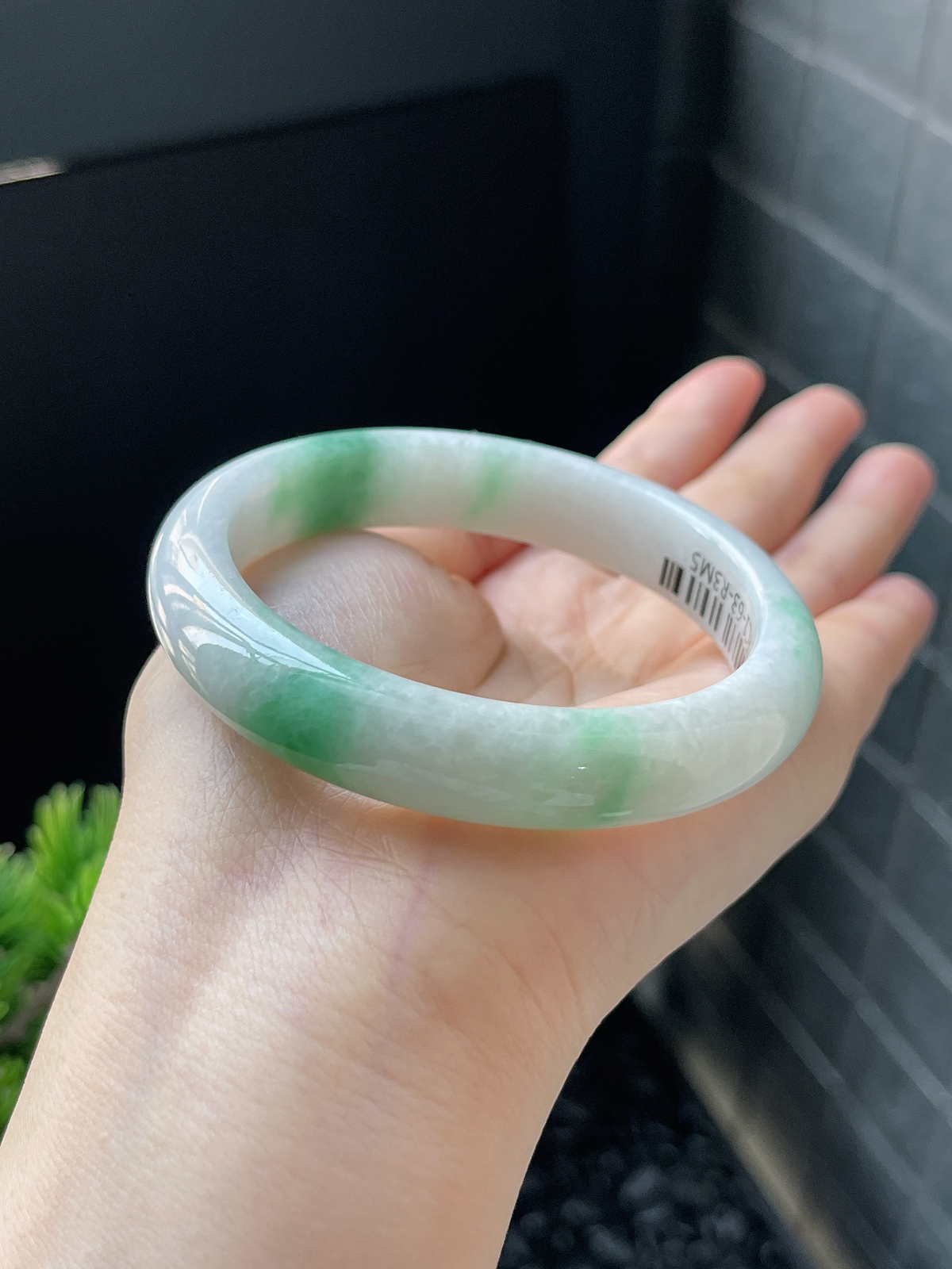 正圈57.9，翡翠手镯