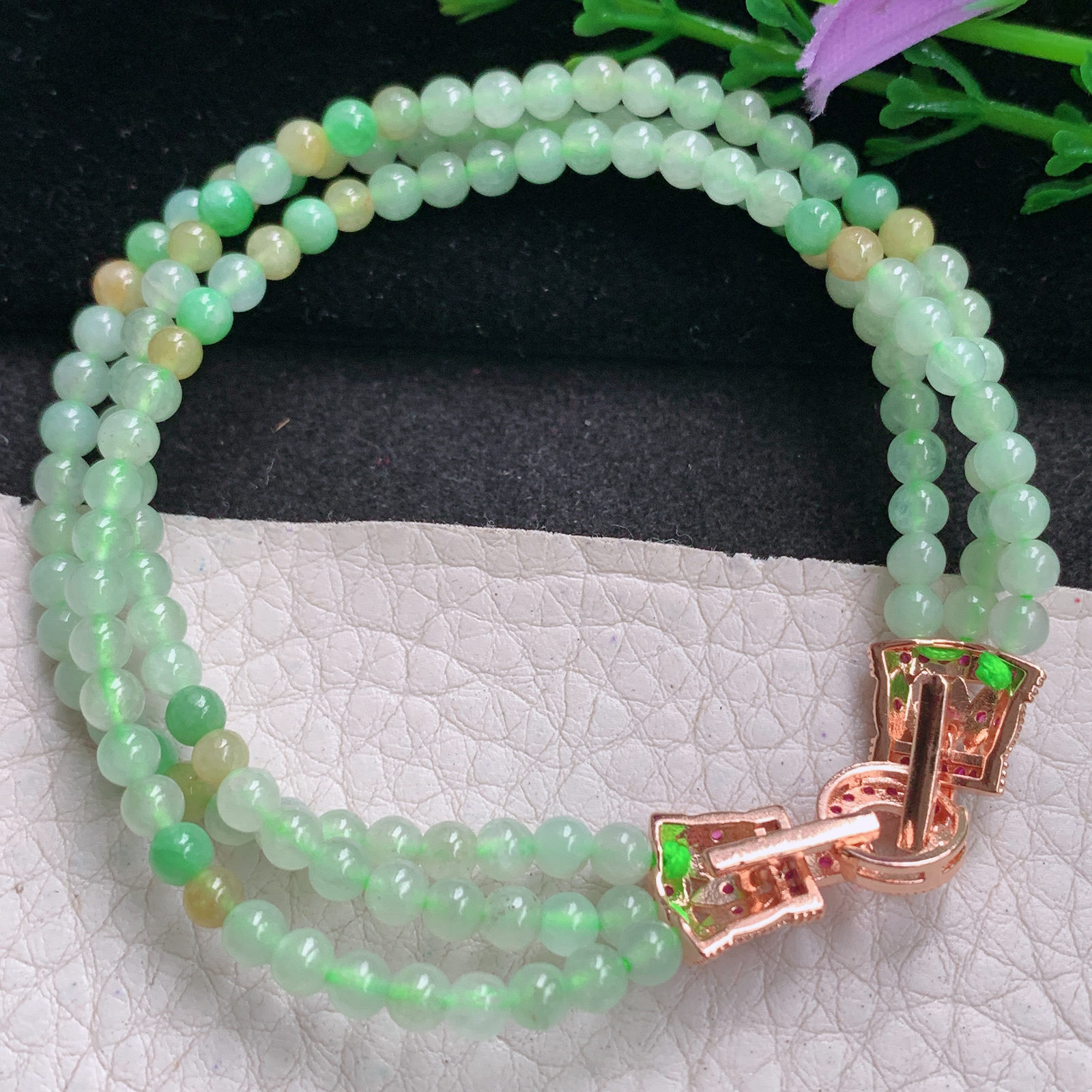 zz3实拍4mm 天然翡翠圆润冰三彩圆珠手串 精美小巧款手链 配饰为装饰件