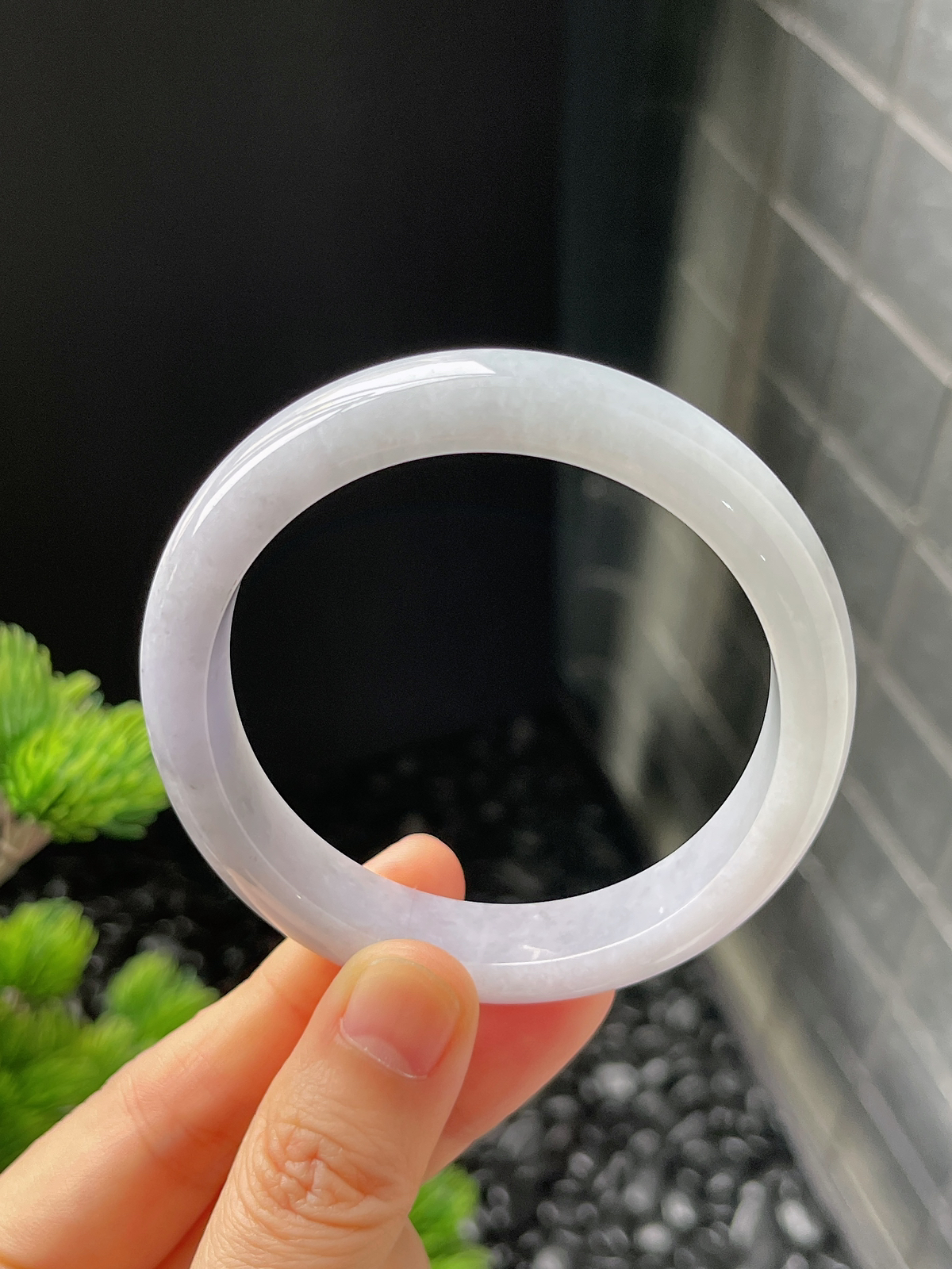 正圈54圈口，翡翠糯化种淡紫色手镯