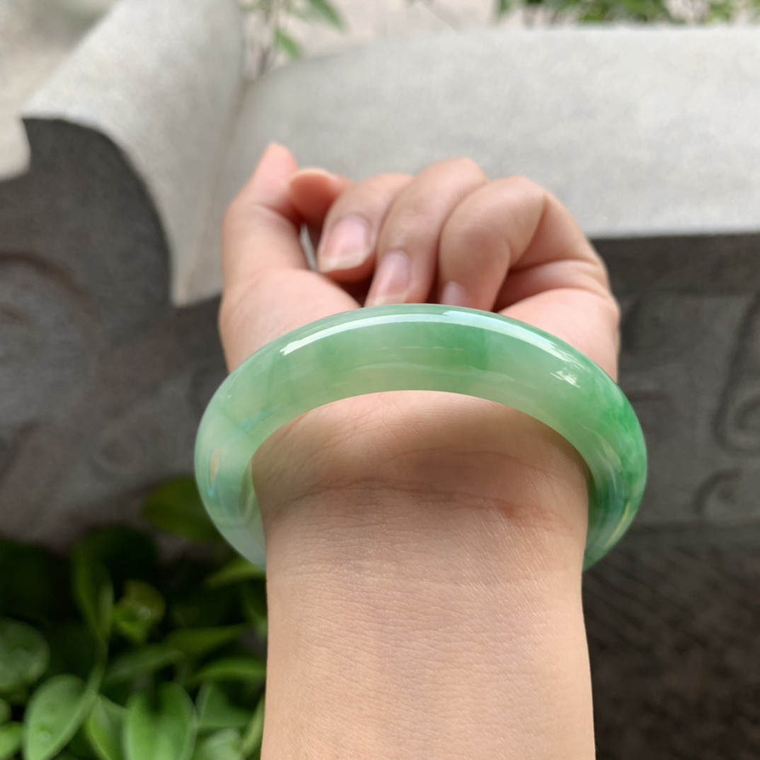圈口55.2-12.5-8.6 【芙蓉绿正圈手镯】正圈55 56可戴