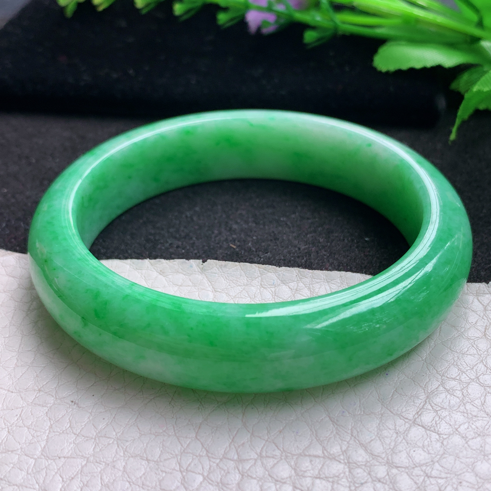 yh 实拍57.5*14*8.5平安镯 缅甸翡翠A货玉手镯精美满绿宽边玉手镯