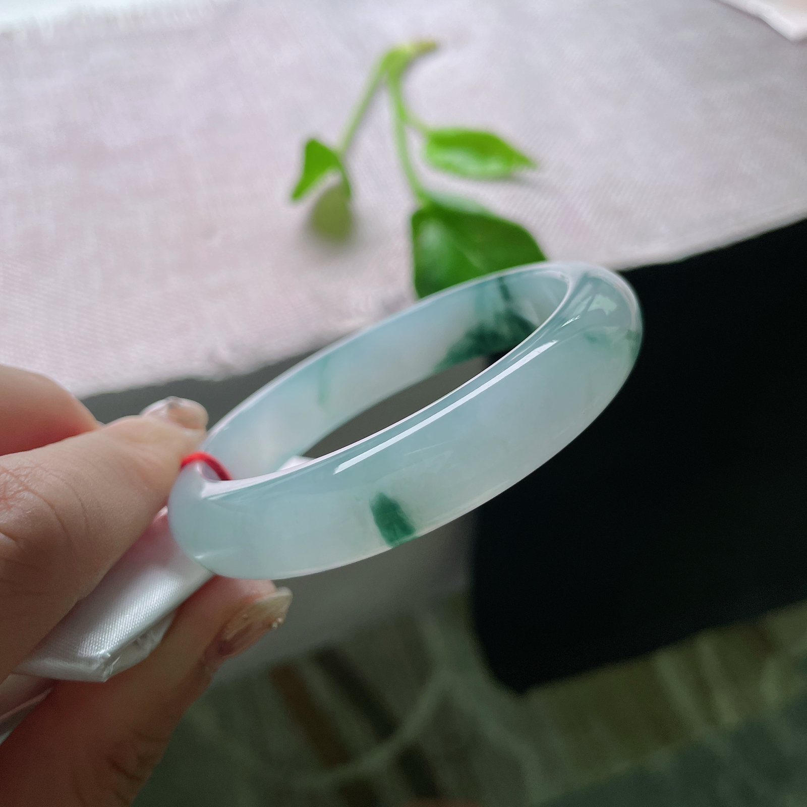 55/12.4/7.6，冰飘花正圈，种老，冰冰透透，西塞山前白鹭飞，桃花流水鳜鱼肥。完美，