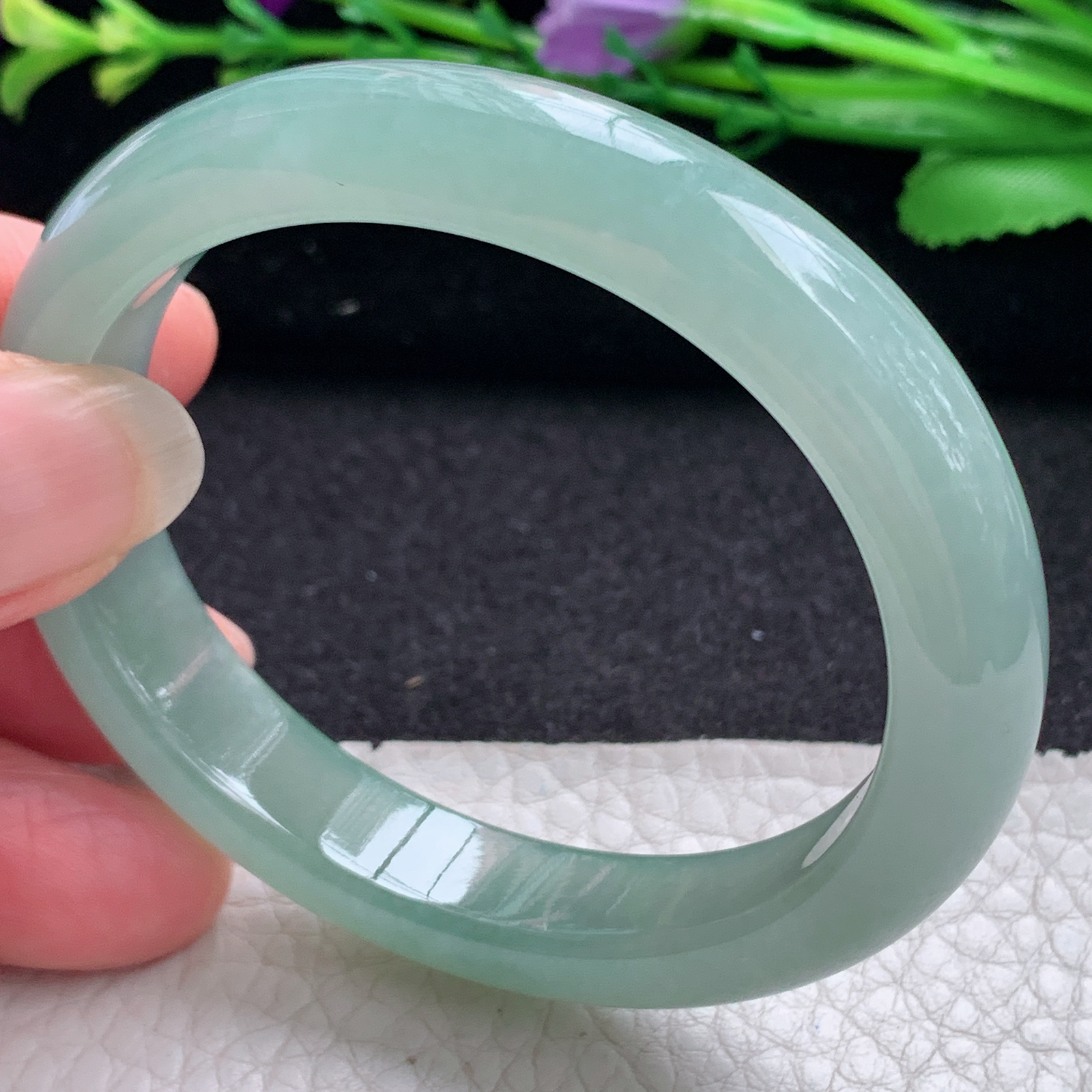 xo小圈口52.5*46.5*11*7.5贵妃镯 缅甸翡翠A货玉手镯精美冰晴蛋形玉手环