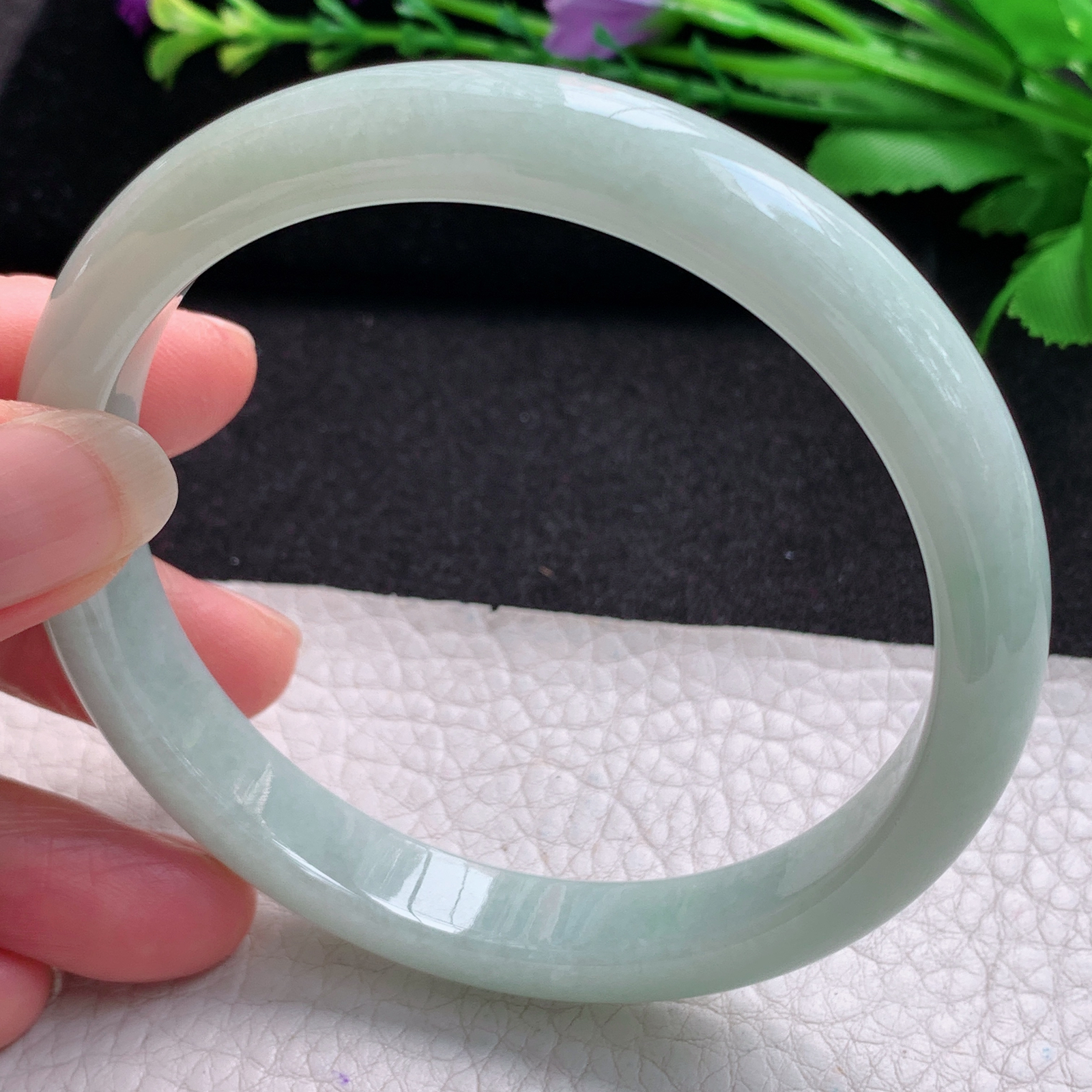 qh大圈口64*11*7.6平安镯 缅甸翡翠A货玉手镯精美清绿大气正圈玉手镯