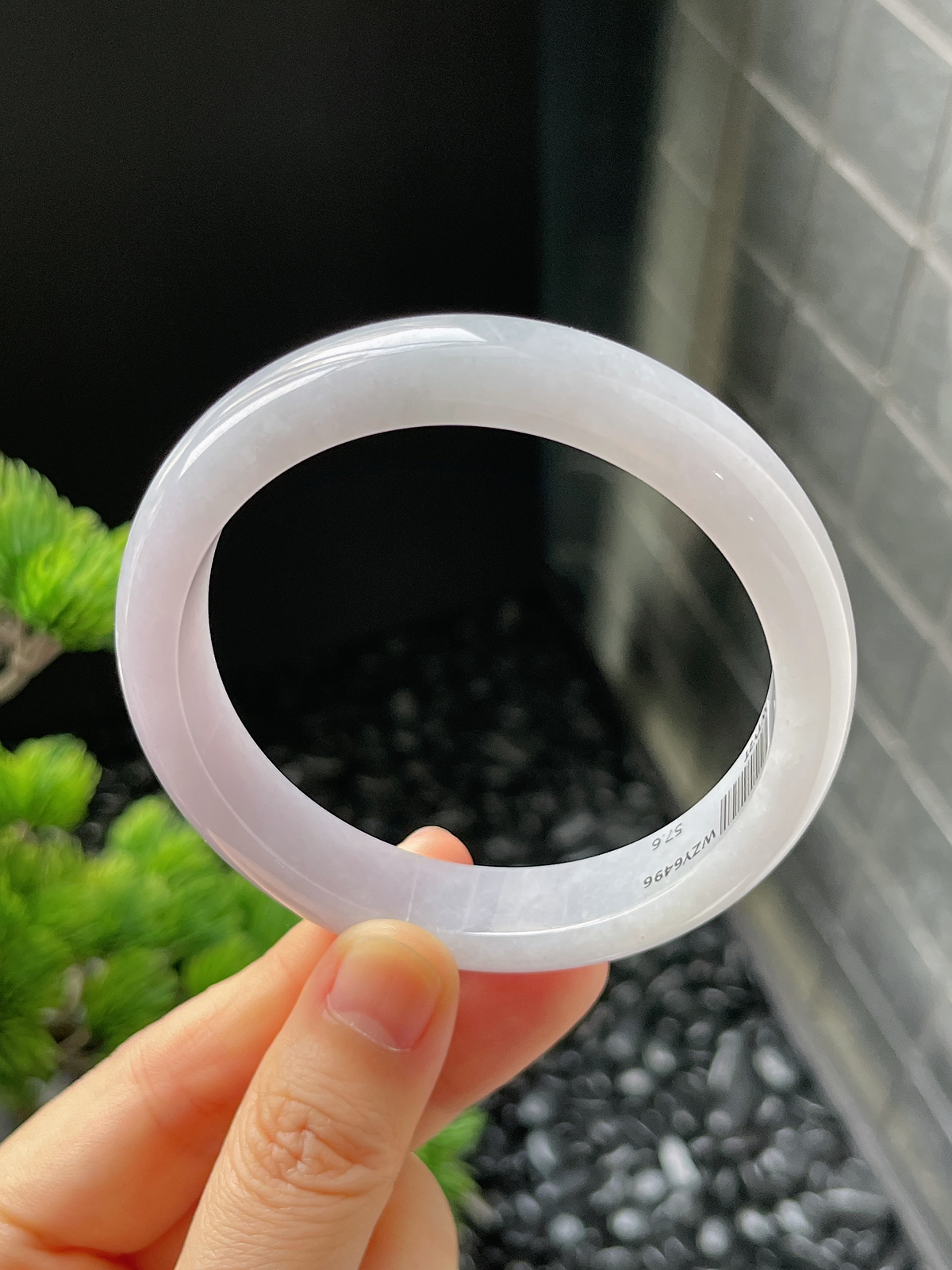 正圈57.6圈口，翡翠糯化种春带彩手镯