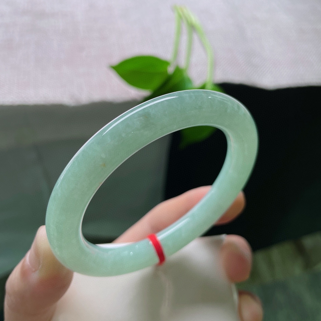 55.2/9.9果绿圆条，无纹裂