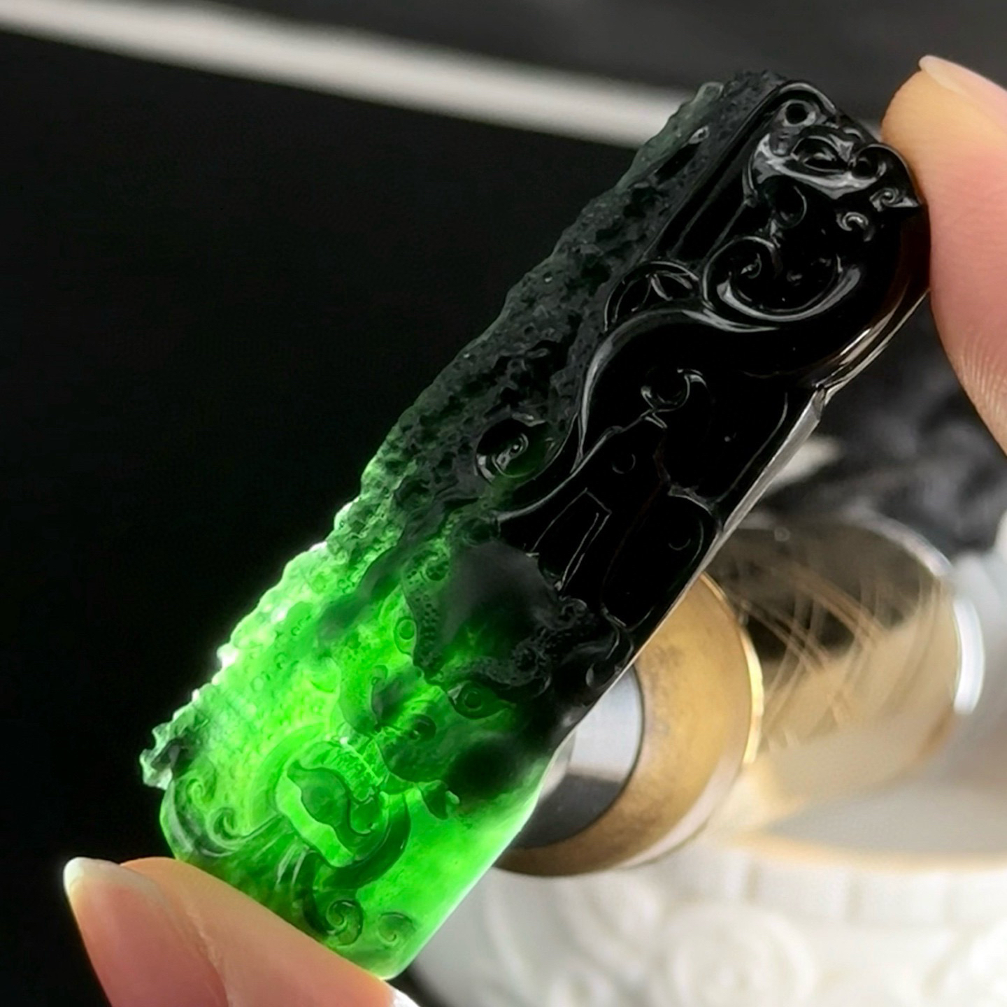 精品墨翠仿古龙牌 尺寸53.6