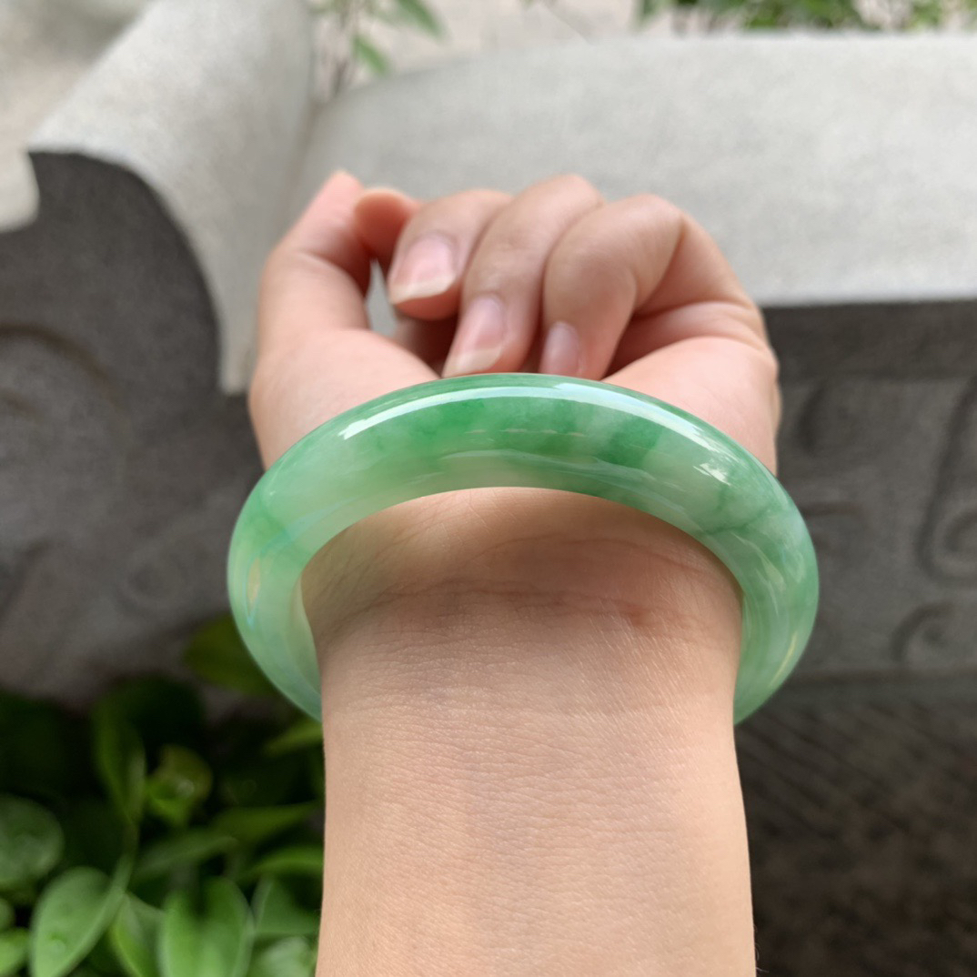 圈口55.2-12.5-8.6 【芙蓉绿正圈手镯】正圈55 56可戴