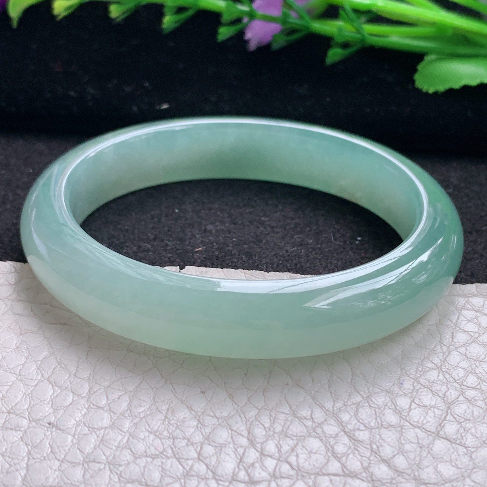 xo小圈口52.5*46.5*11*7.5贵妃镯 缅甸翡翠A货玉手镯精美冰晴蛋形玉手环