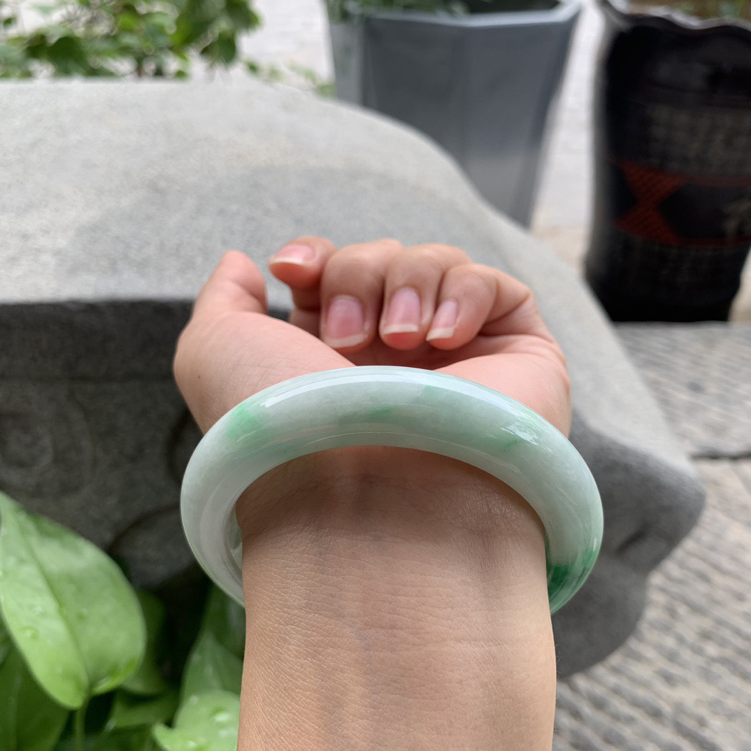 圈口 57.4-12.8-9.9【飘辣绿正圈手镯】正圈57 58可戴