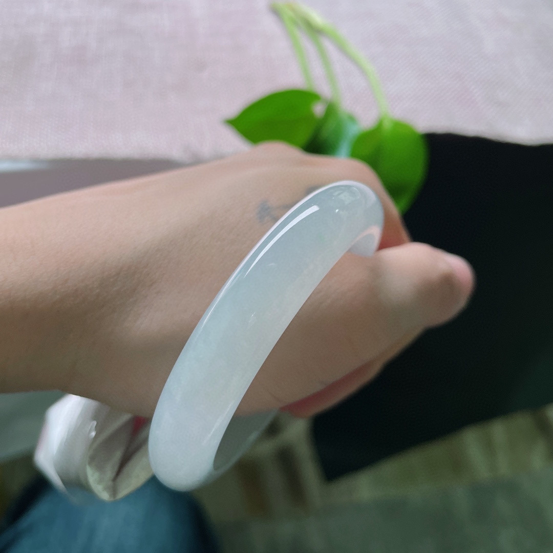 51.9/11.3/7.8。白月光，细腻无棉，种水超好