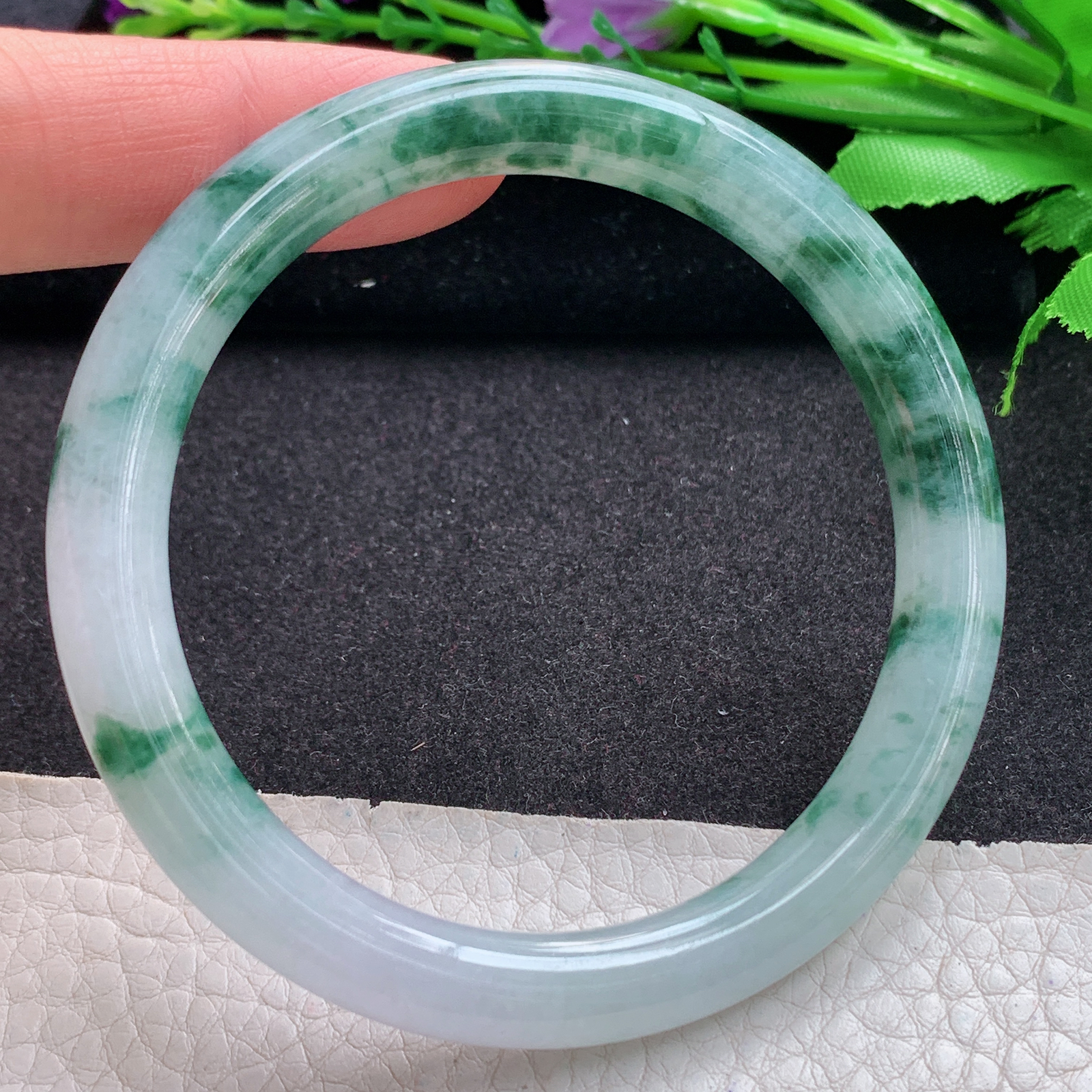 ax实拍58*7.8*8.2为人镯 缅甸翡翠A货玉手镯精美冰飘花圆条玉手镯