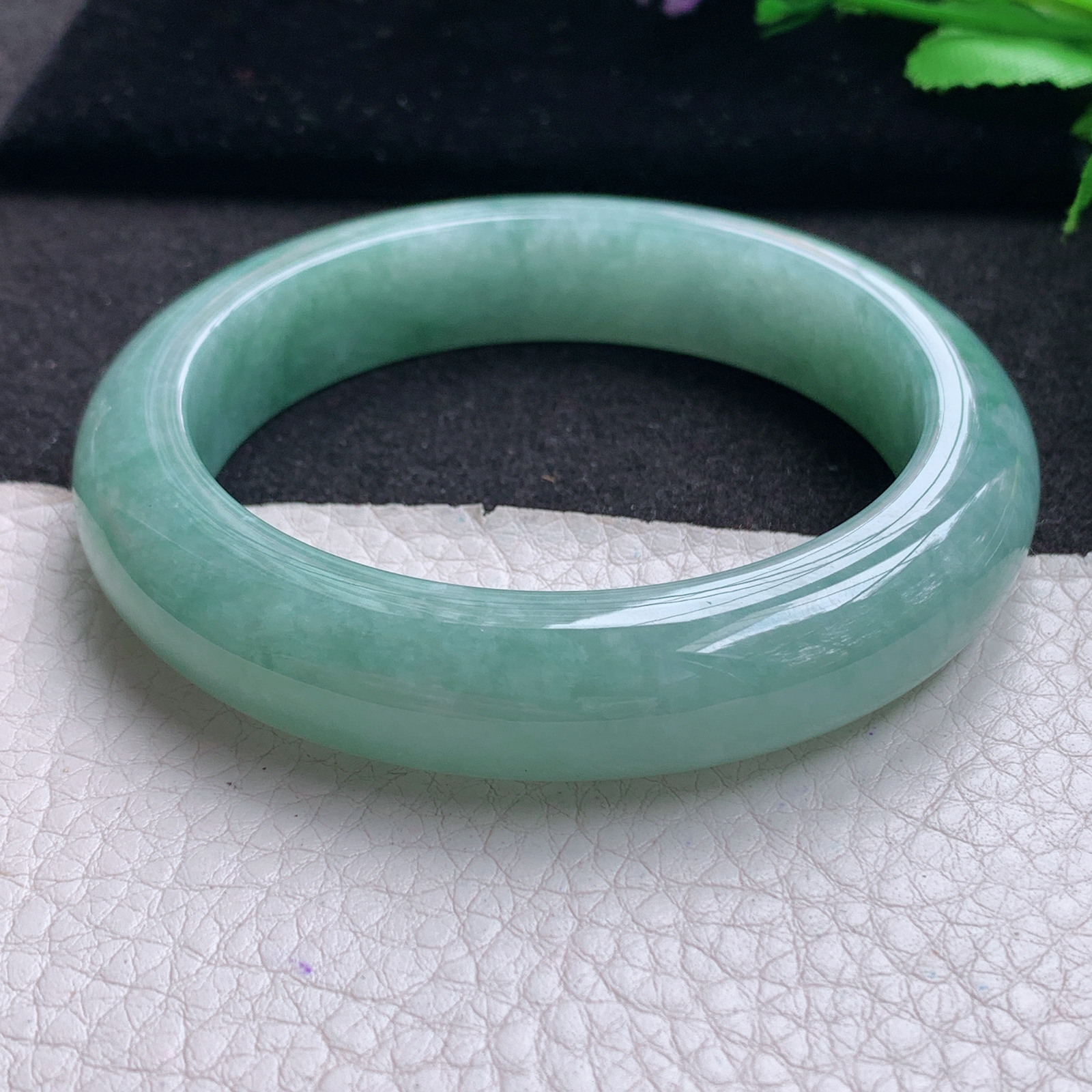 yh实拍58.5*13.3*9.6平安镯 缅甸翡翠A货玉手镯精美满绿厚装正圈玉手镯