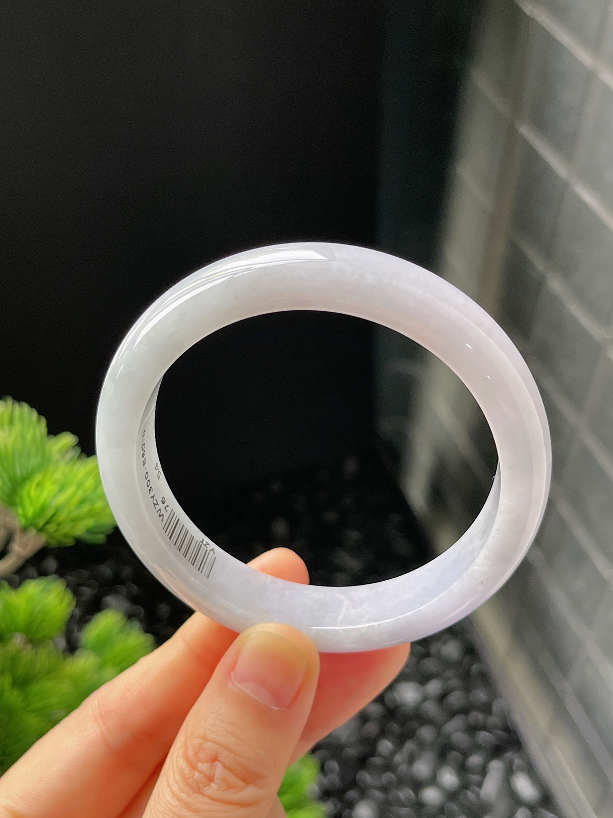 正圈54圈口，翡翠糯化种淡紫色手镯