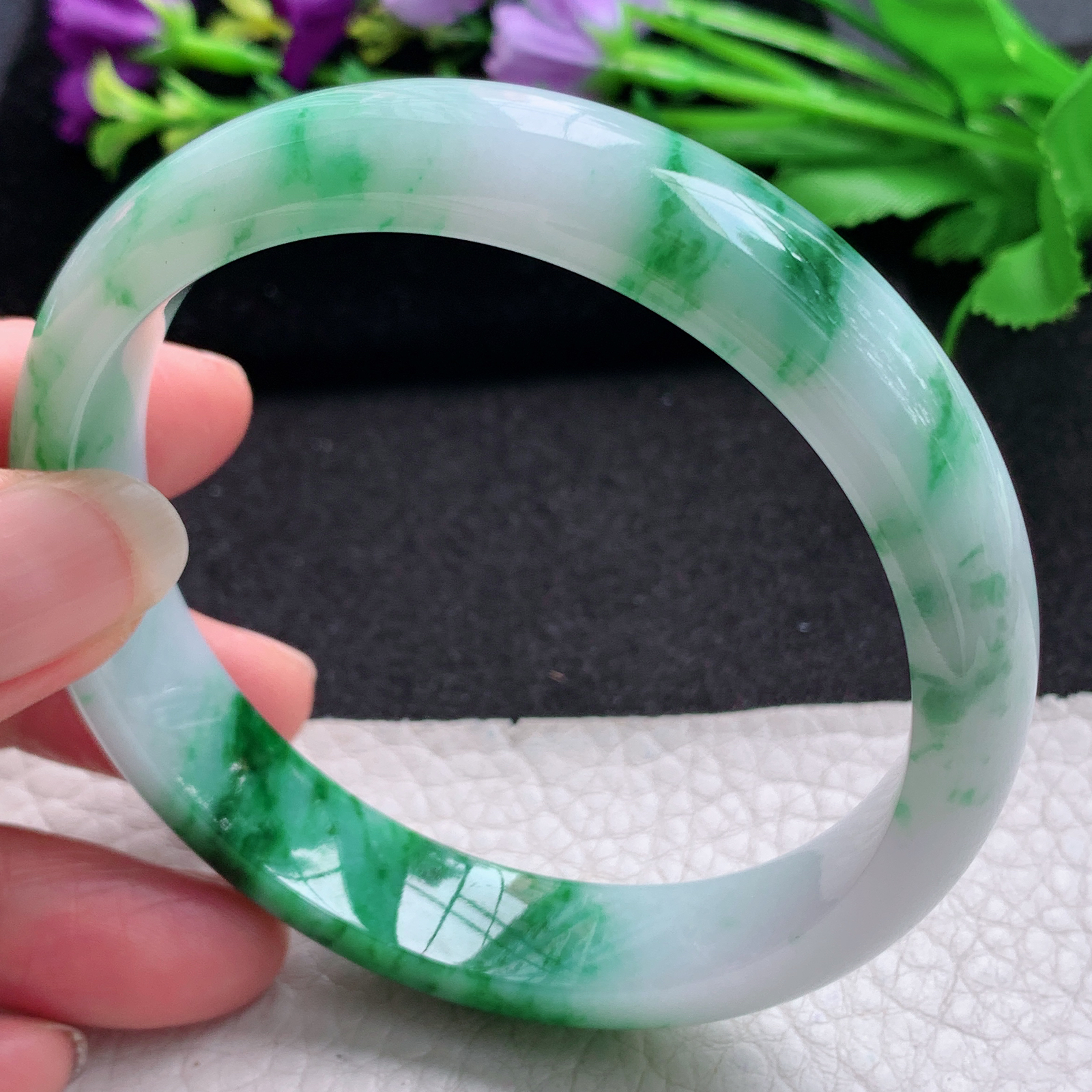 yh 大圈口61.3*12.8*8平安镯 缅甸翡翠A货玉手镯精美辣绿大气正圈玉手镯